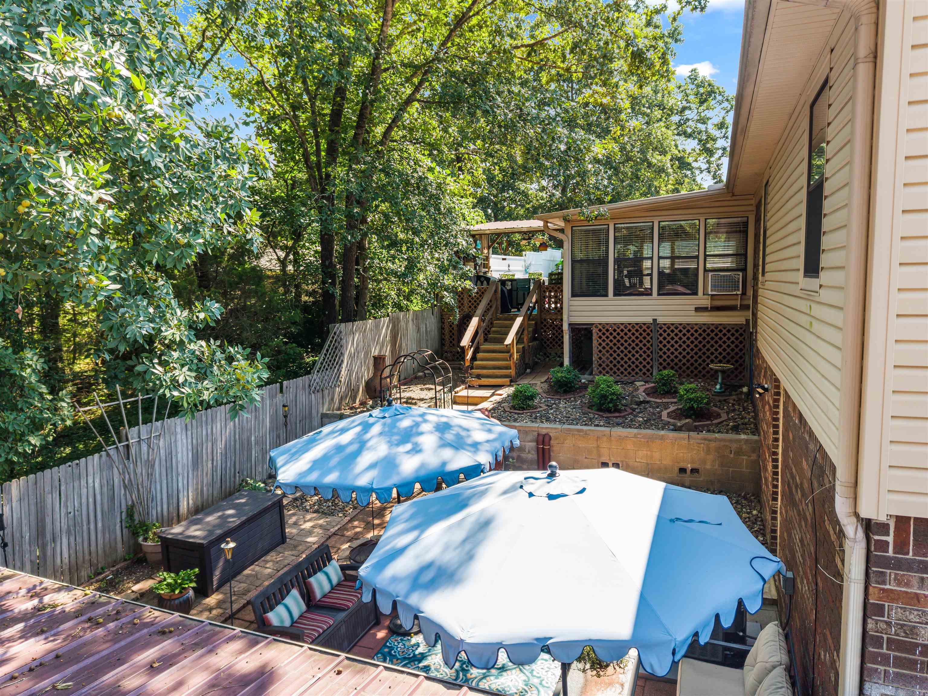 Lake Hamilton Outside - Residential