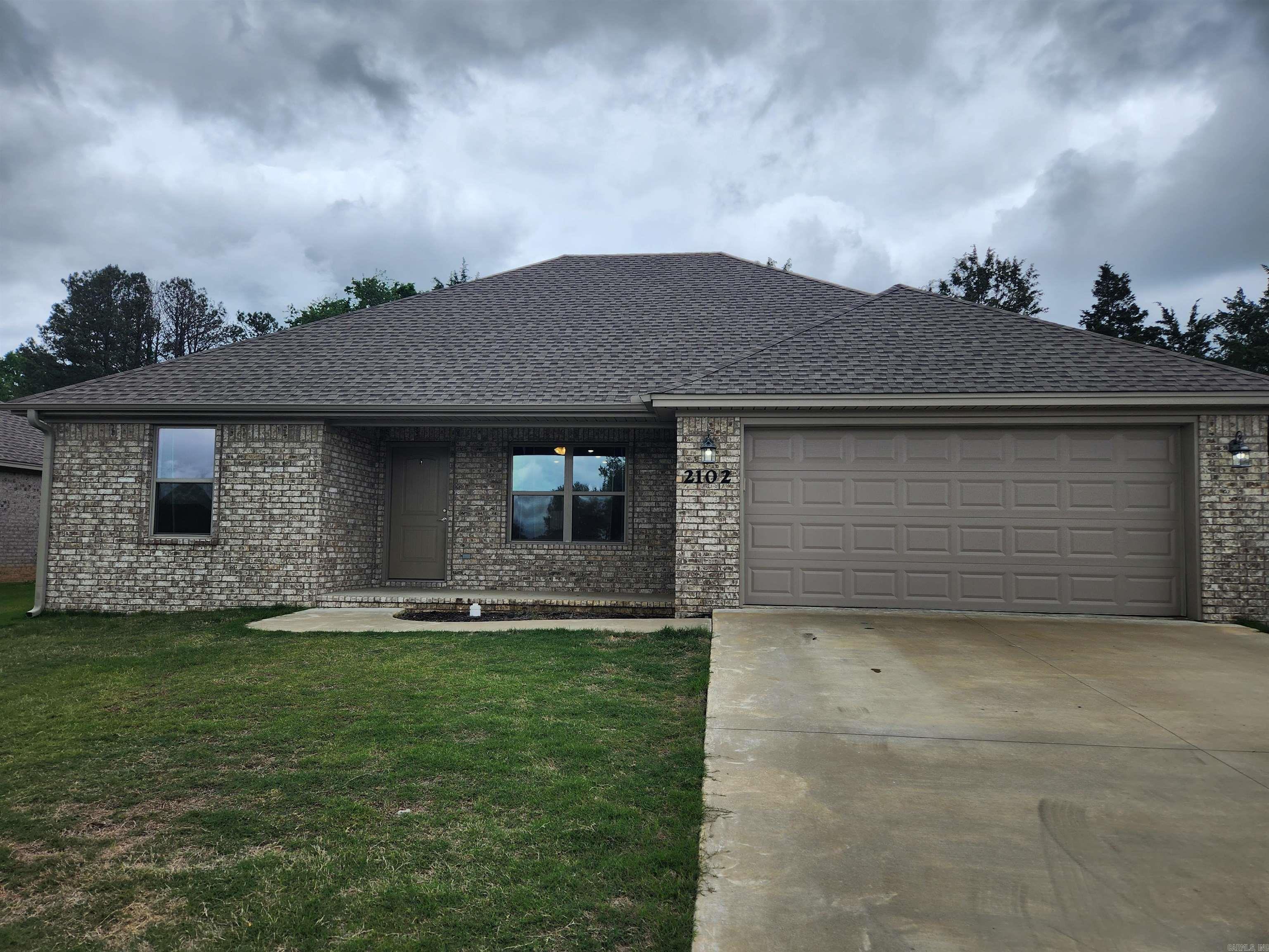 Move in ready Annual Lease
