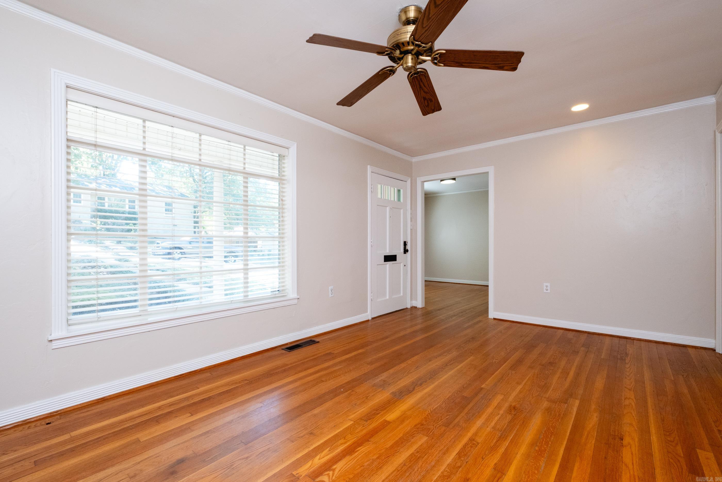 COOLWOOD - Residential