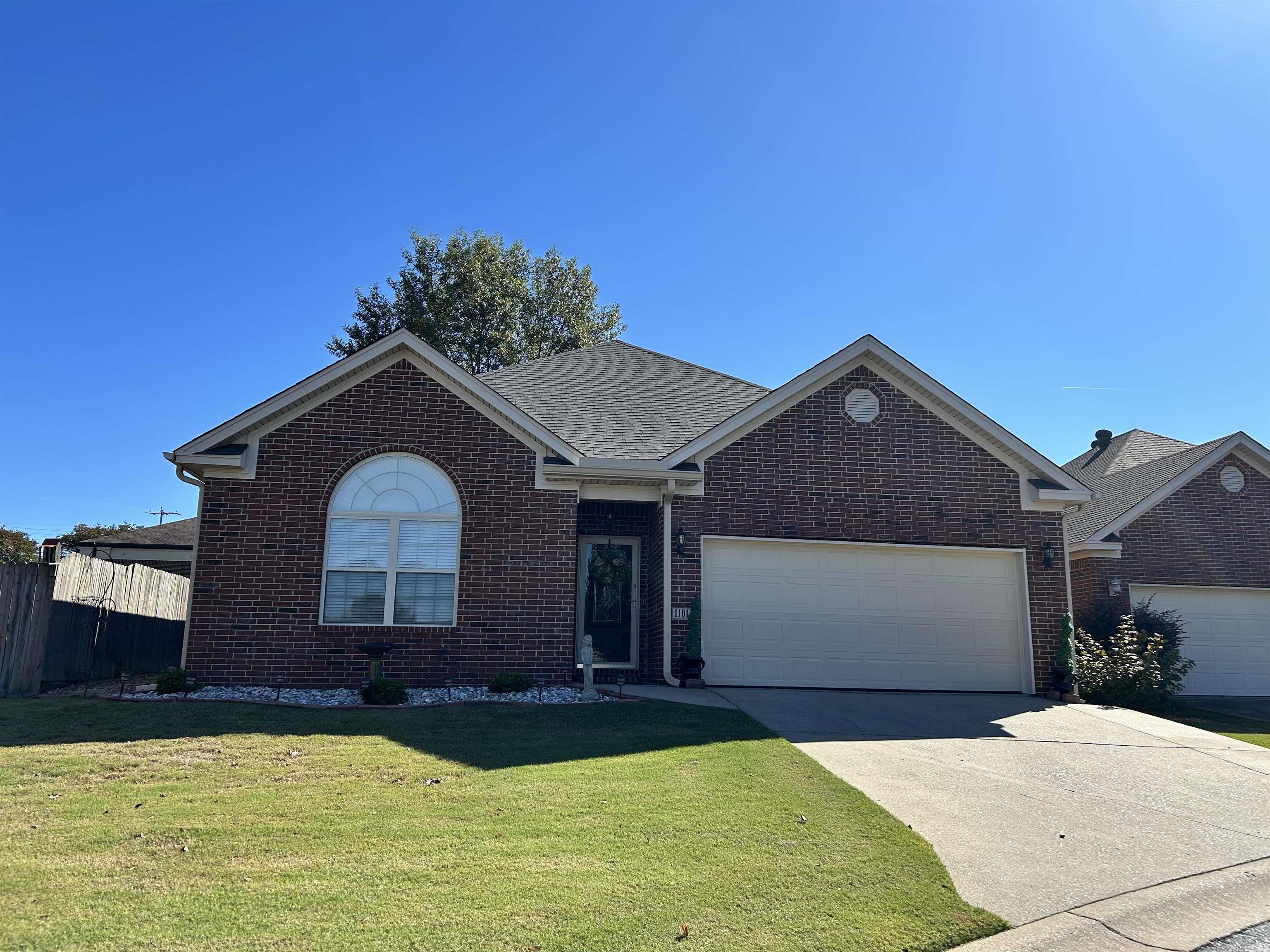 "GARDEN HOME" - CONVENIENT TO i-30 AND A SHORT DRIVE TO ALL YOUR FAVORITE RESTAURANTS AND SHOPPING.  NEW ROOF 2025, GUTTERS, ALL BRICK, HARDWOOD, CARPET & TILE FLOORING. GAS LOGS. NICE COVERED BACK PATIO TO ENJOY YOUR MORNING COFFEE.  REFRIGERATOR, WASHER & DRYER CONVEY WITH THE PROPERTY. MUST SEE TO APPRECIATE! *** IF AT ALL POSSIBLE, SELLER WOULD LIKE AN HOUR NOTICE OR MORE ON SHOWING APPTS. THANKS IN ADVANCE. ***    SEE AGENT REMARKS.