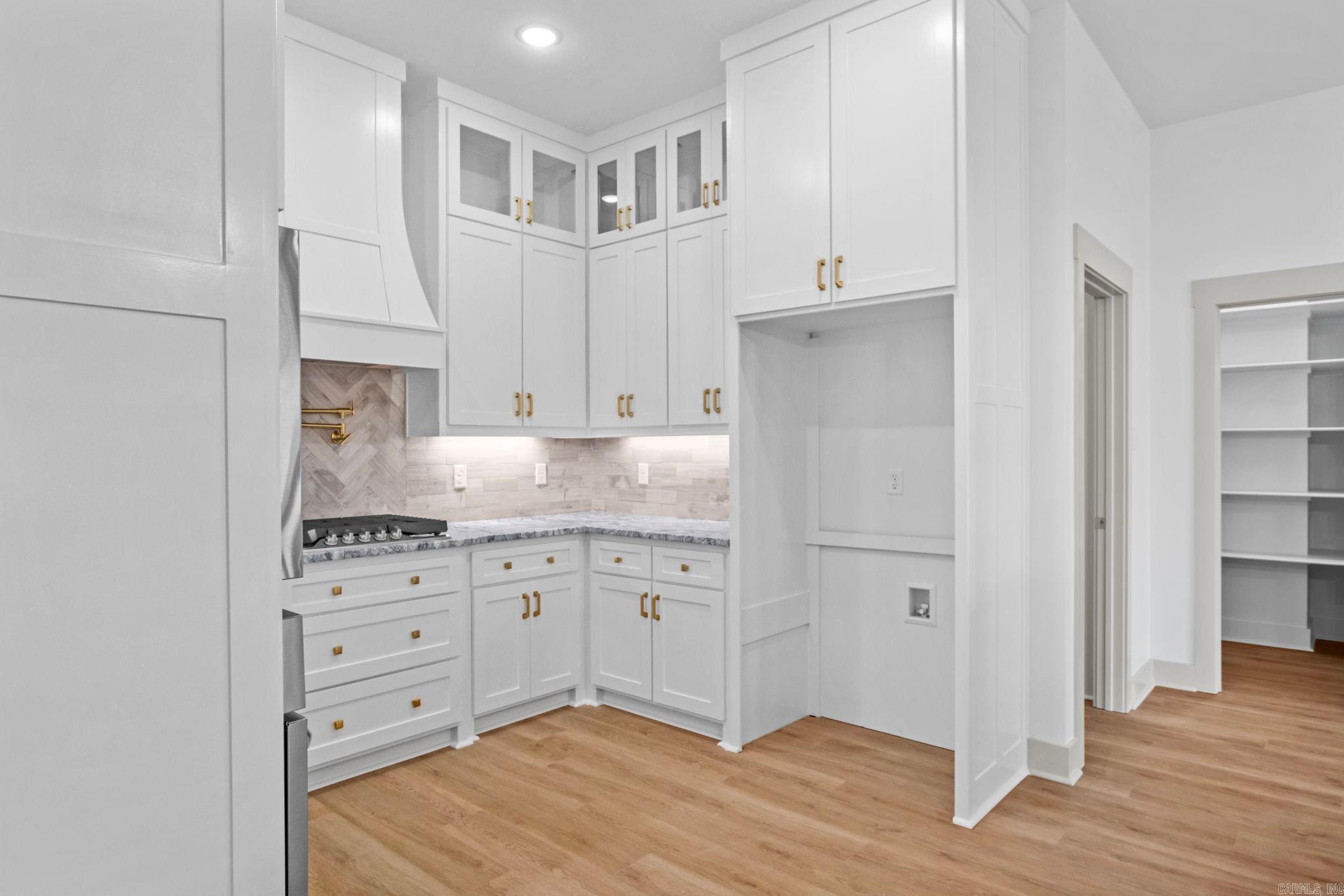 HIDDEN VALLEY ESTATES - Residential