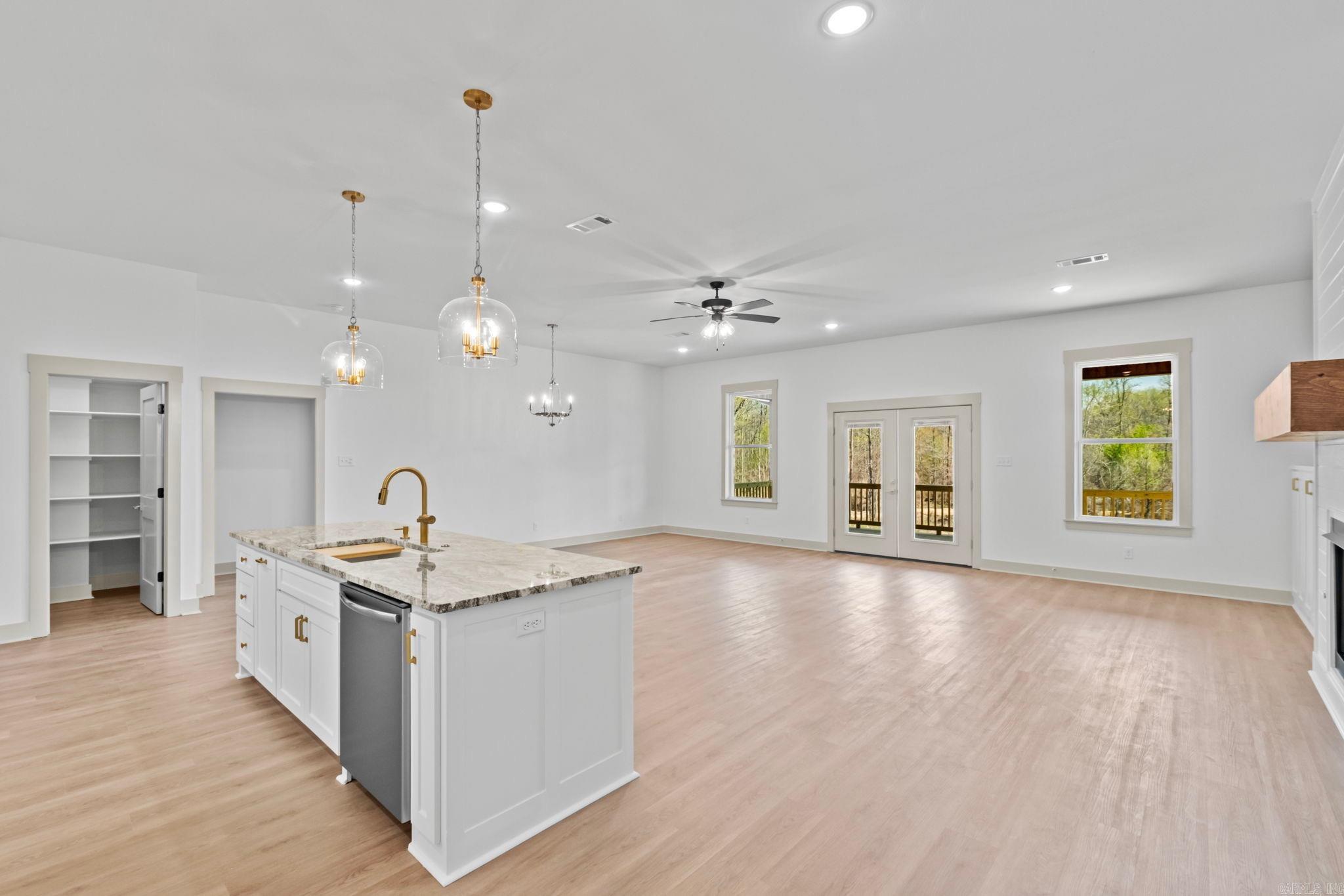 HIDDEN VALLEY ESTATES - Residential