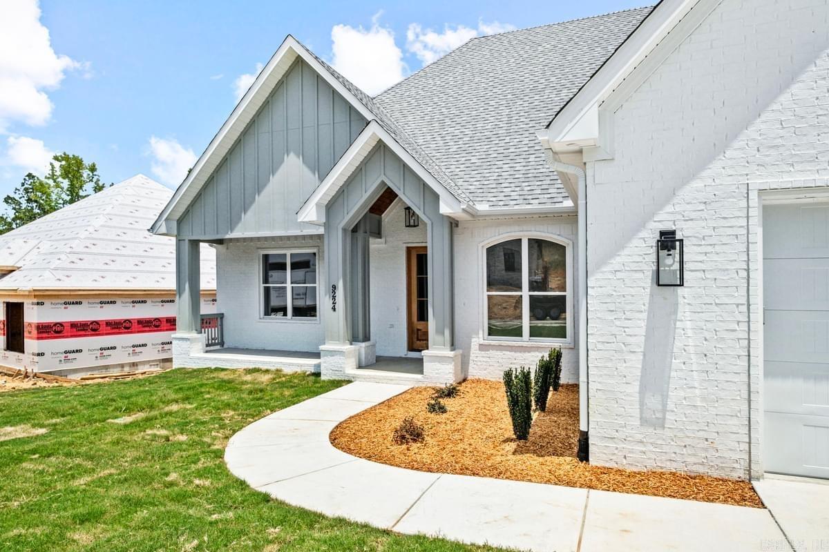 HIDDEN VALLEY ESTATES - Residential