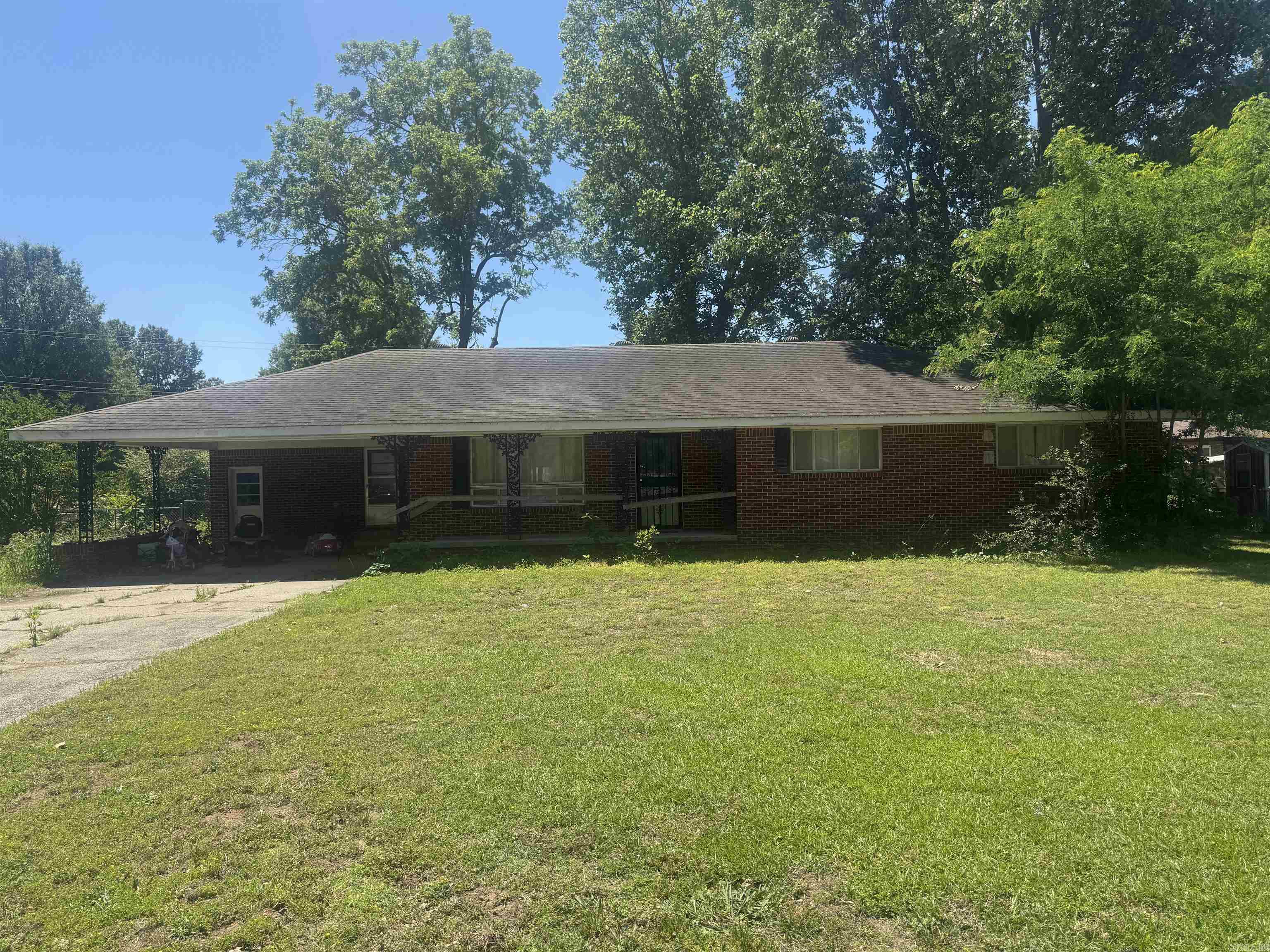 This charming 3 bedroom, 2 bath home has so much to offer! Featuring beautiful original hardwood floors, a cozy screened-in porch perfect for relaxing evenings, and a .39 ac fenced backyard with plenty of space to enjoy. Nestled in a quiet neighborhood, this home combines comfort, character, and convenience all in one. The sellers are pricing it to move, so grab your agent and take a look now.