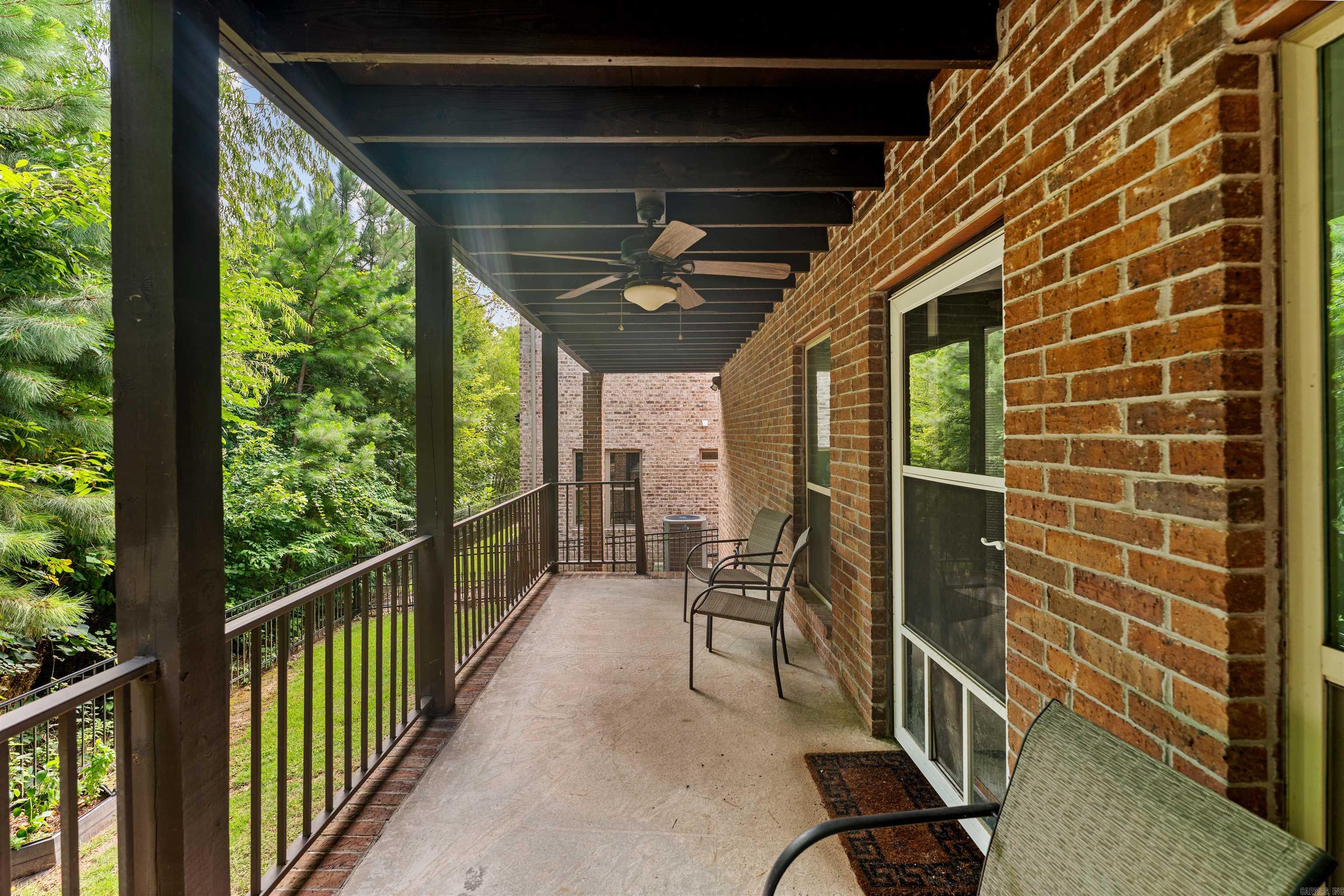 WOODLANDS EDGE - Residential