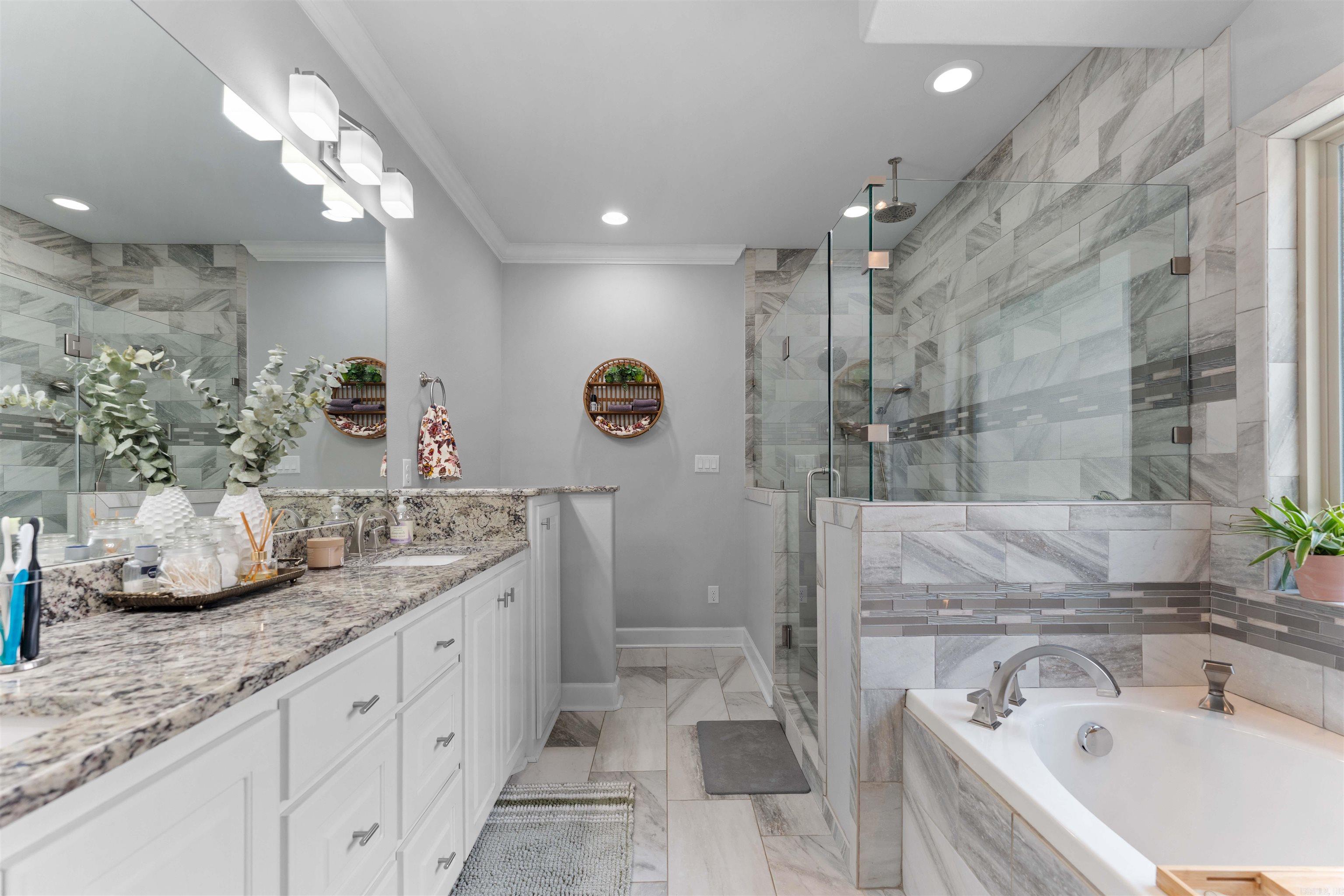 WOODLANDS EDGE - Residential