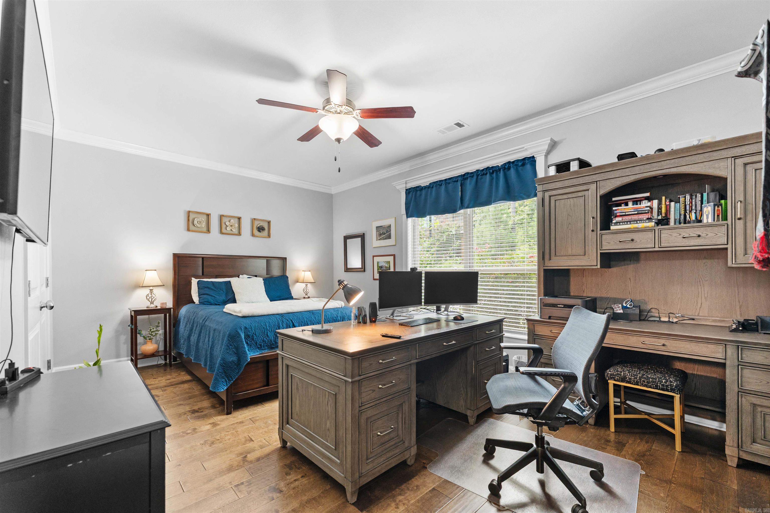 WOODLANDS EDGE - Residential