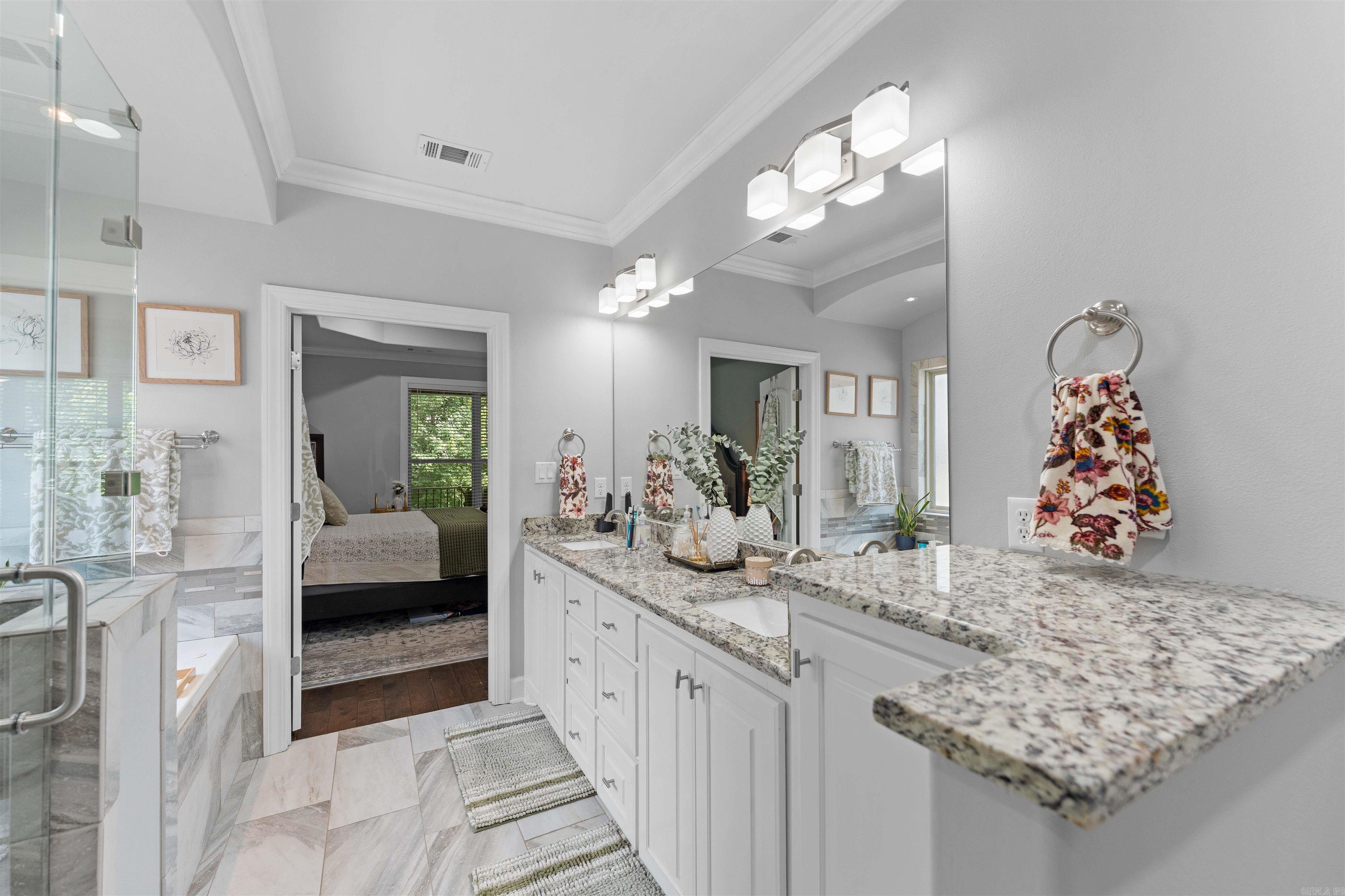 WOODLANDS EDGE - Residential