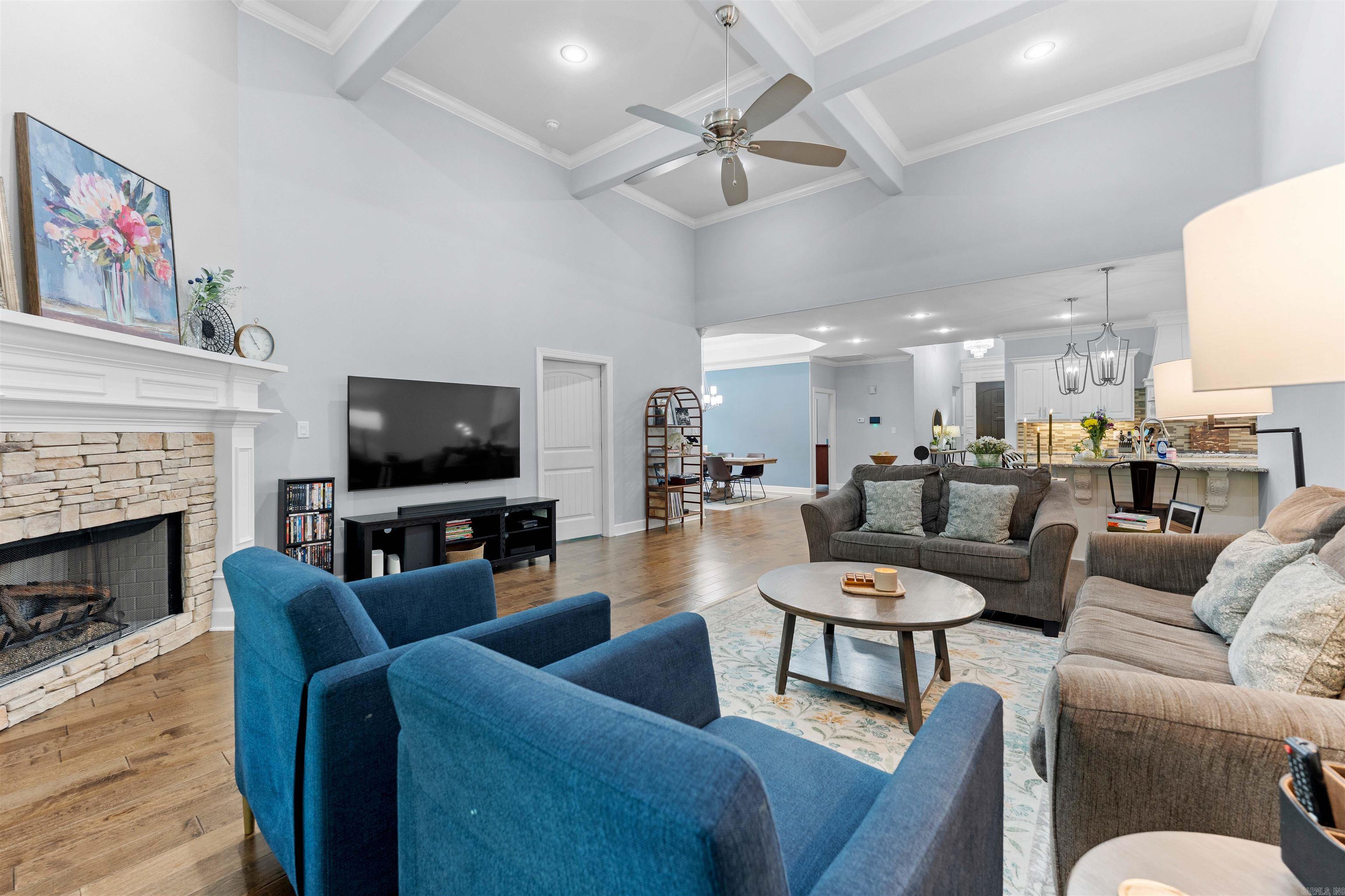 WOODLANDS EDGE - Residential