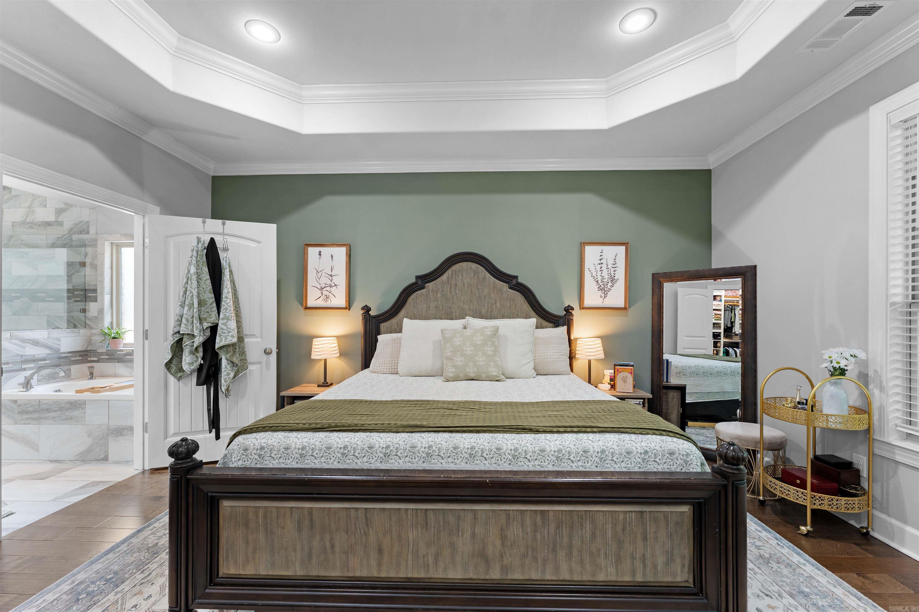 WOODLANDS EDGE - Residential