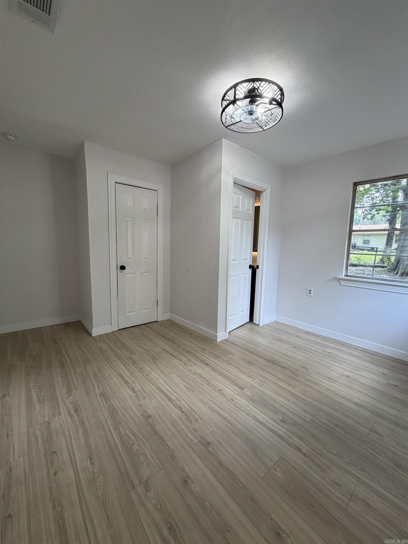 WAKEFIELD VILLAGE - Residential