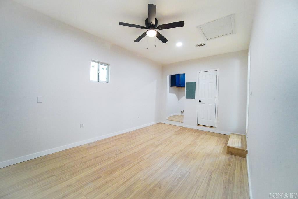 WAKEFIELD VILLAGE - Residential