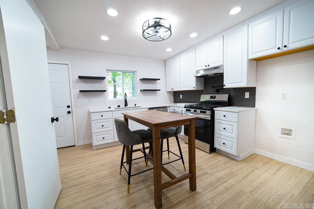 WAKEFIELD VILLAGE - Residential