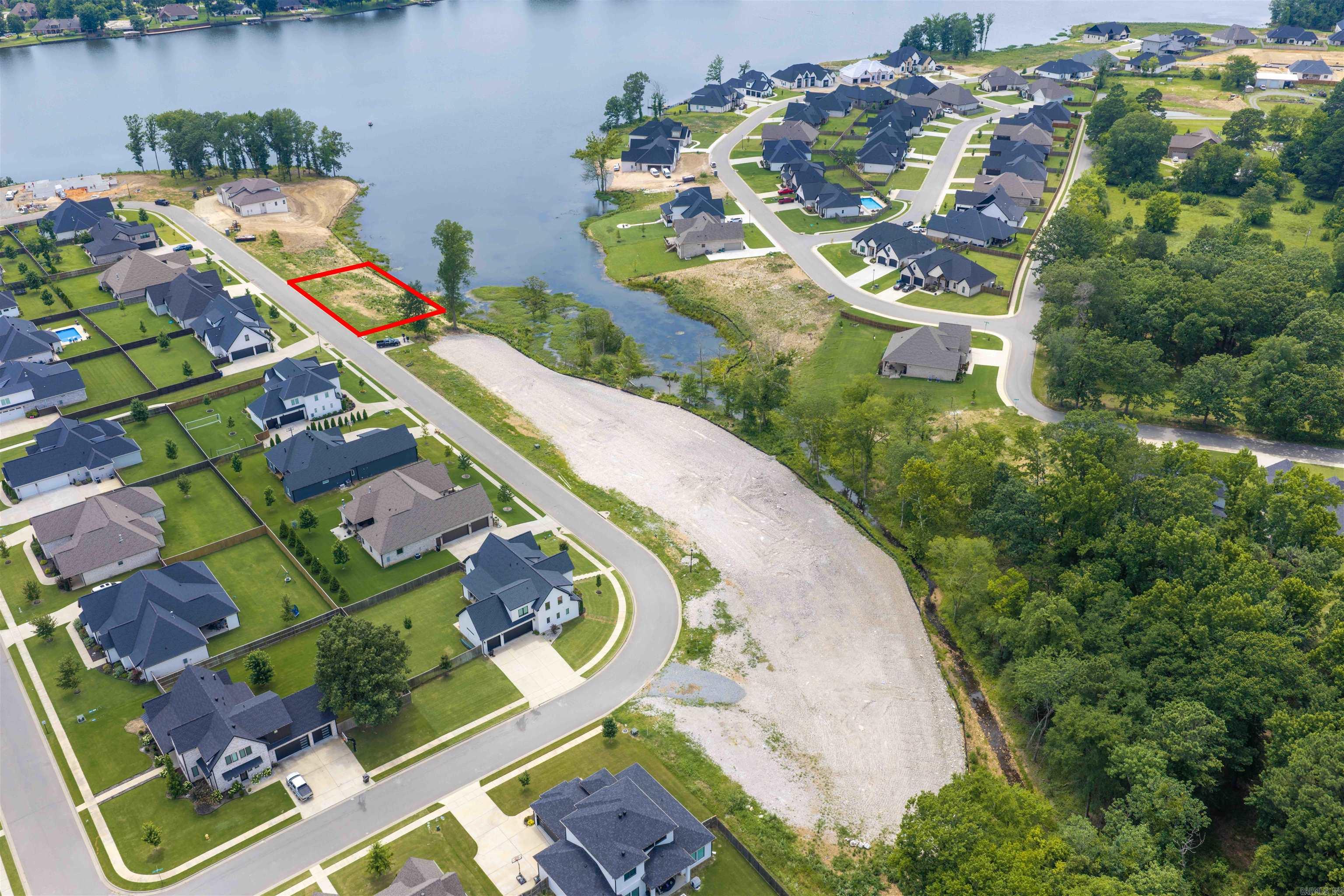 THE POINTE HURRICANE ESTATES - Land