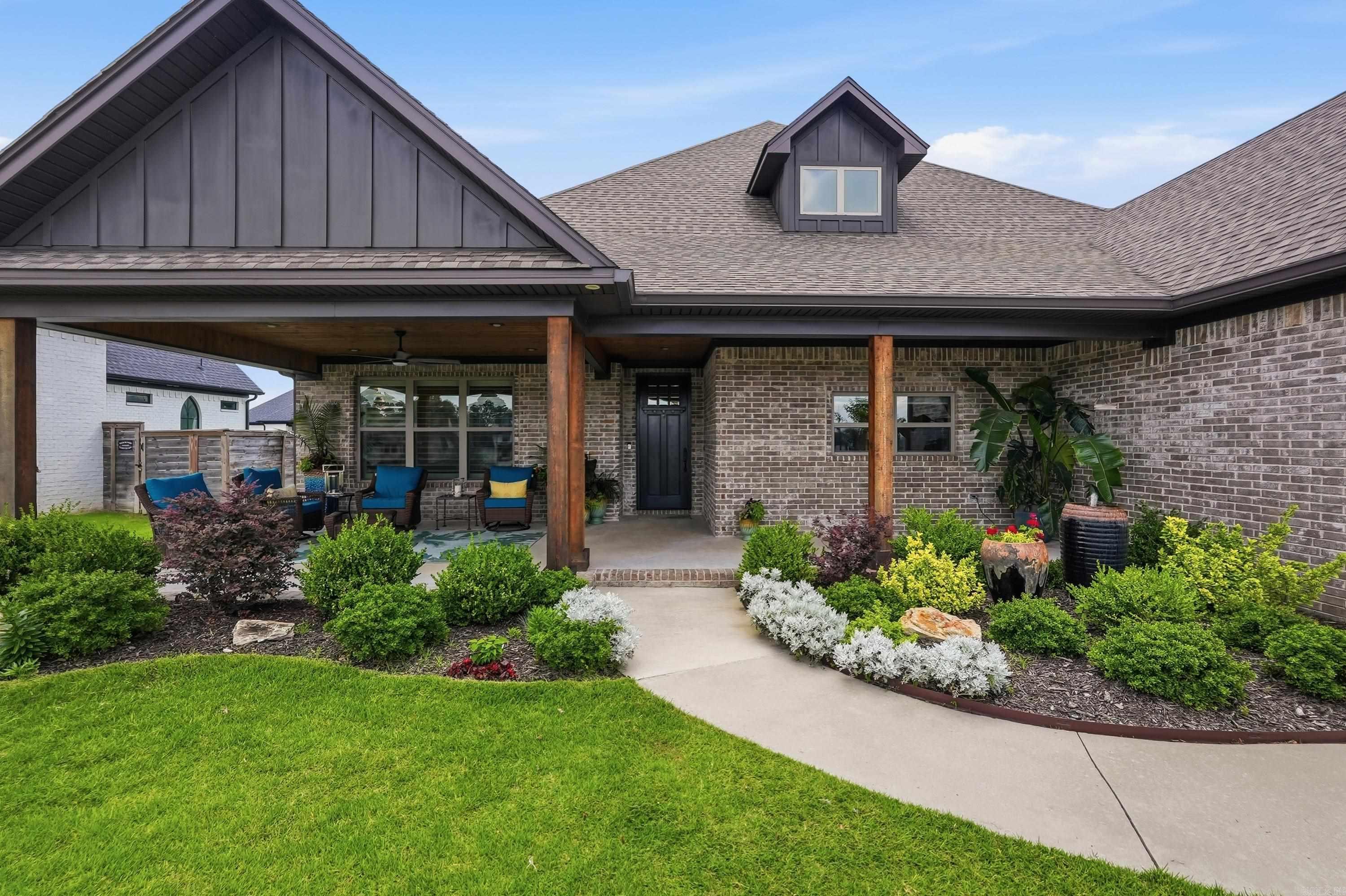 HURRICANE LAKE EST - Residential