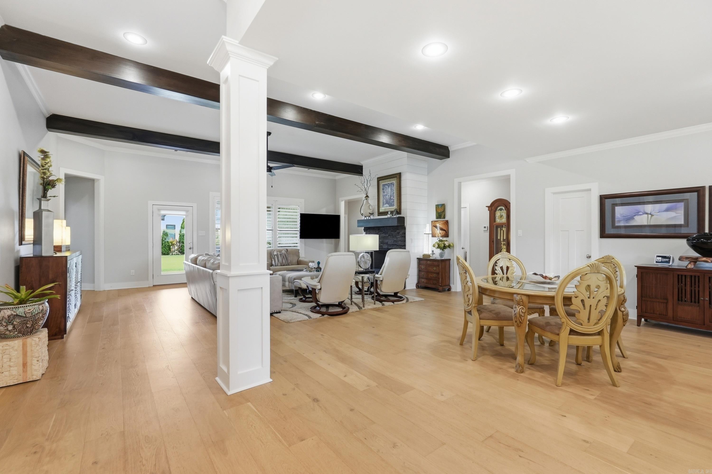 HURRICANE LAKE EST - Residential