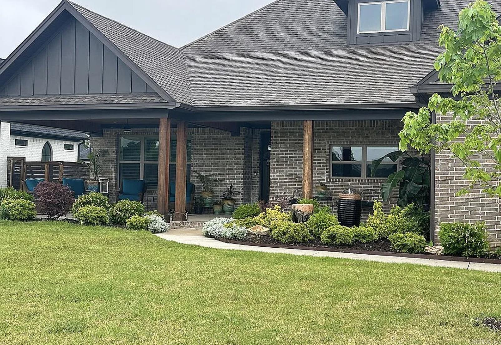 HURRICANE LAKE EST - Residential