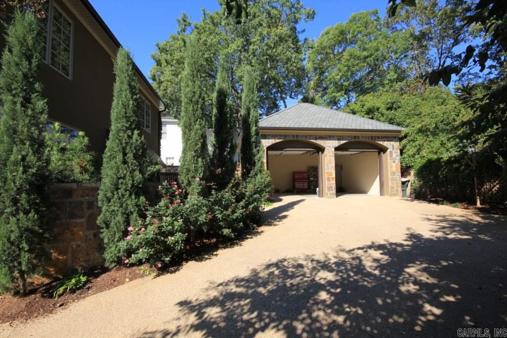 NEWTONS - Residential