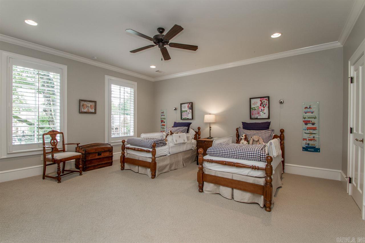 NEWTONS - Residential