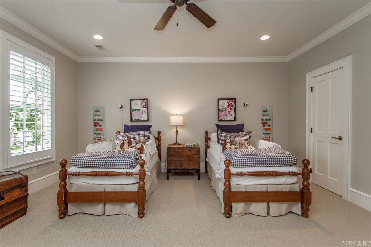 NEWTONS - Residential