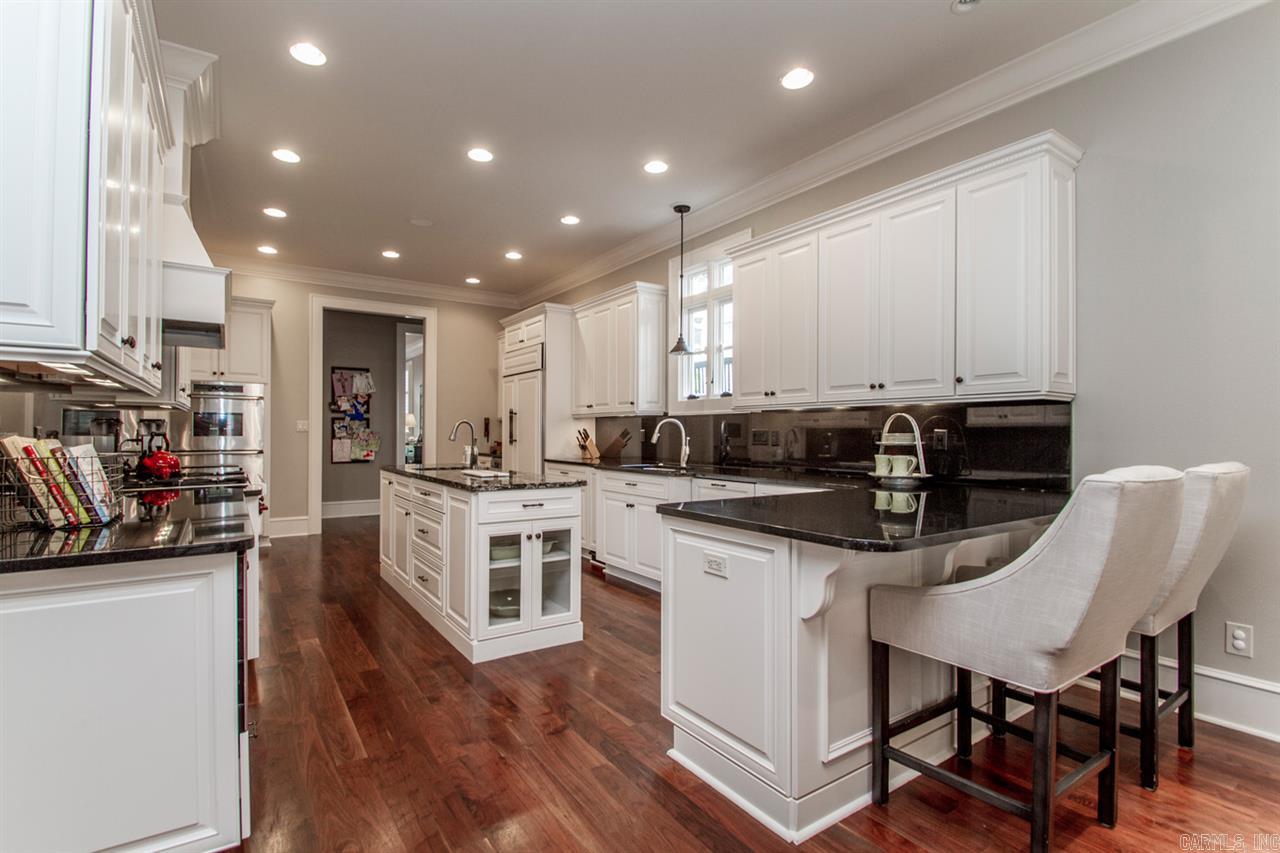 NEWTONS - Residential