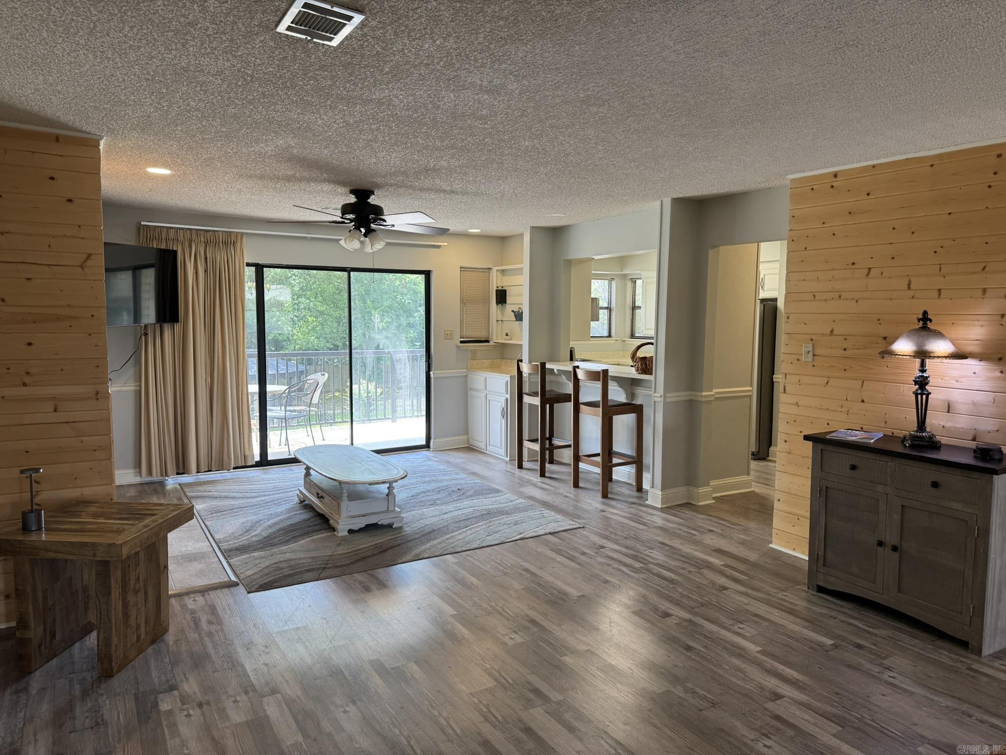EMERALD ISLE HPR - Residential