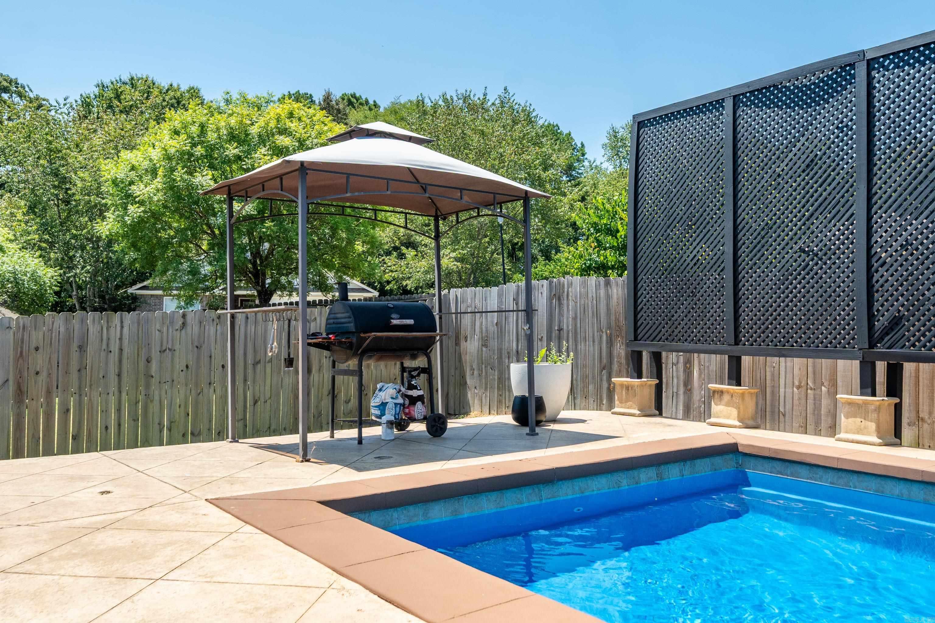 Hickory Hills - Residential