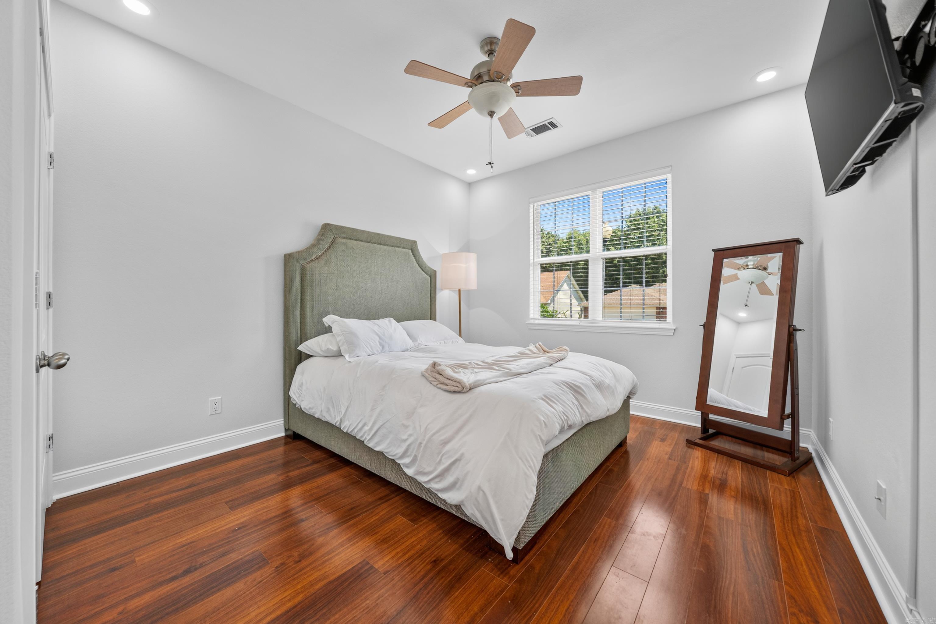 Hickory Hills - Residential