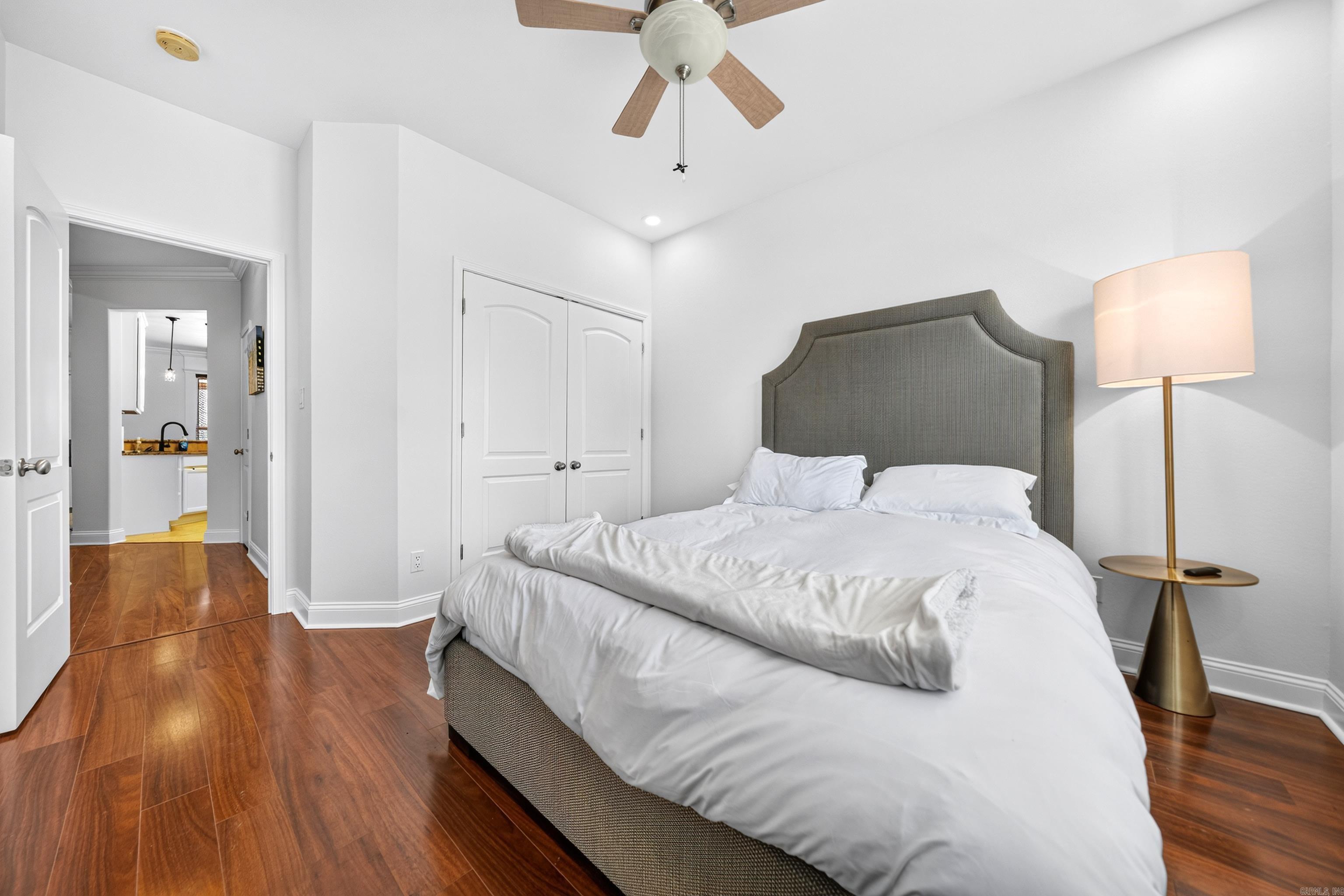 Hickory Hills - Residential