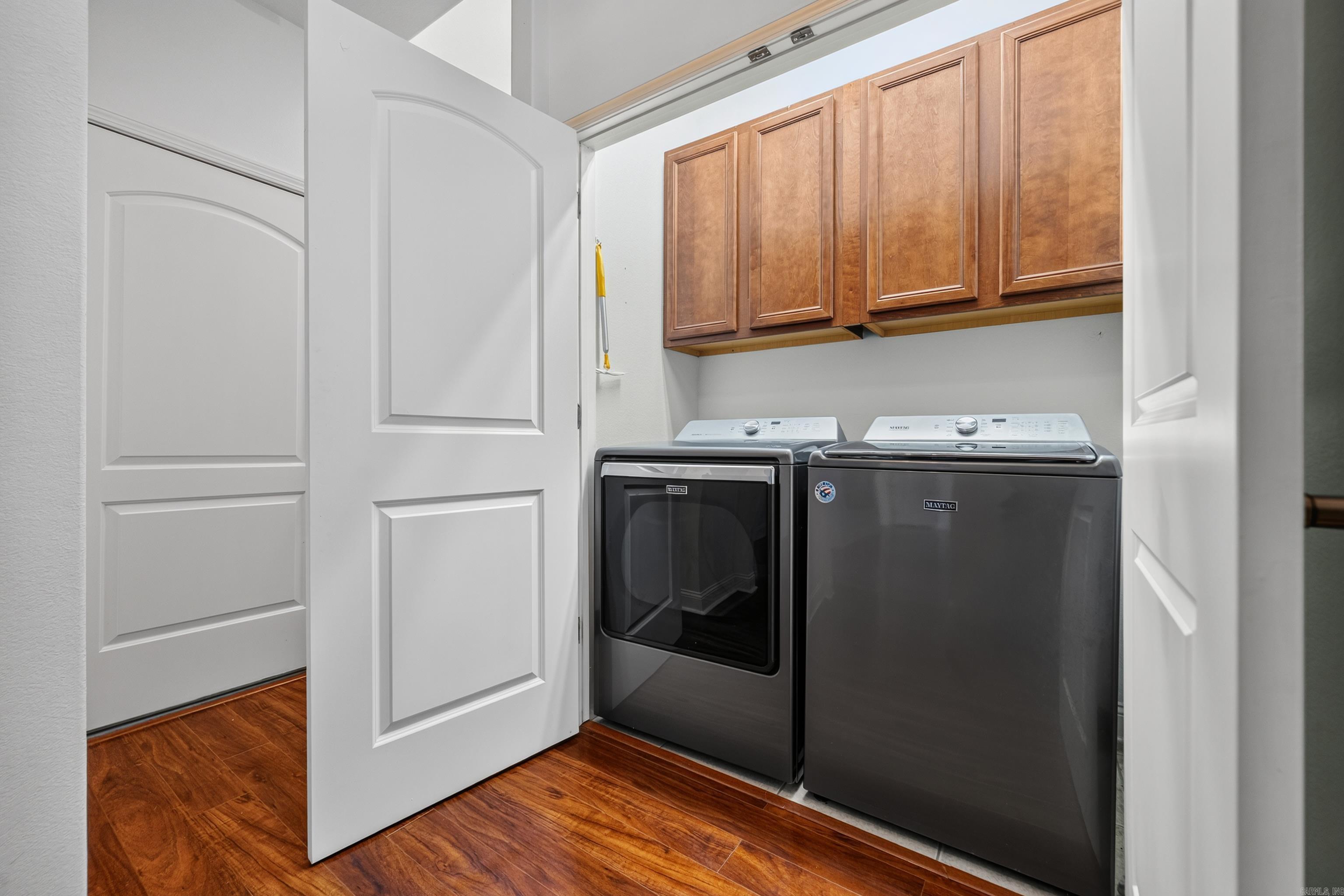 Hickory Hills - Residential