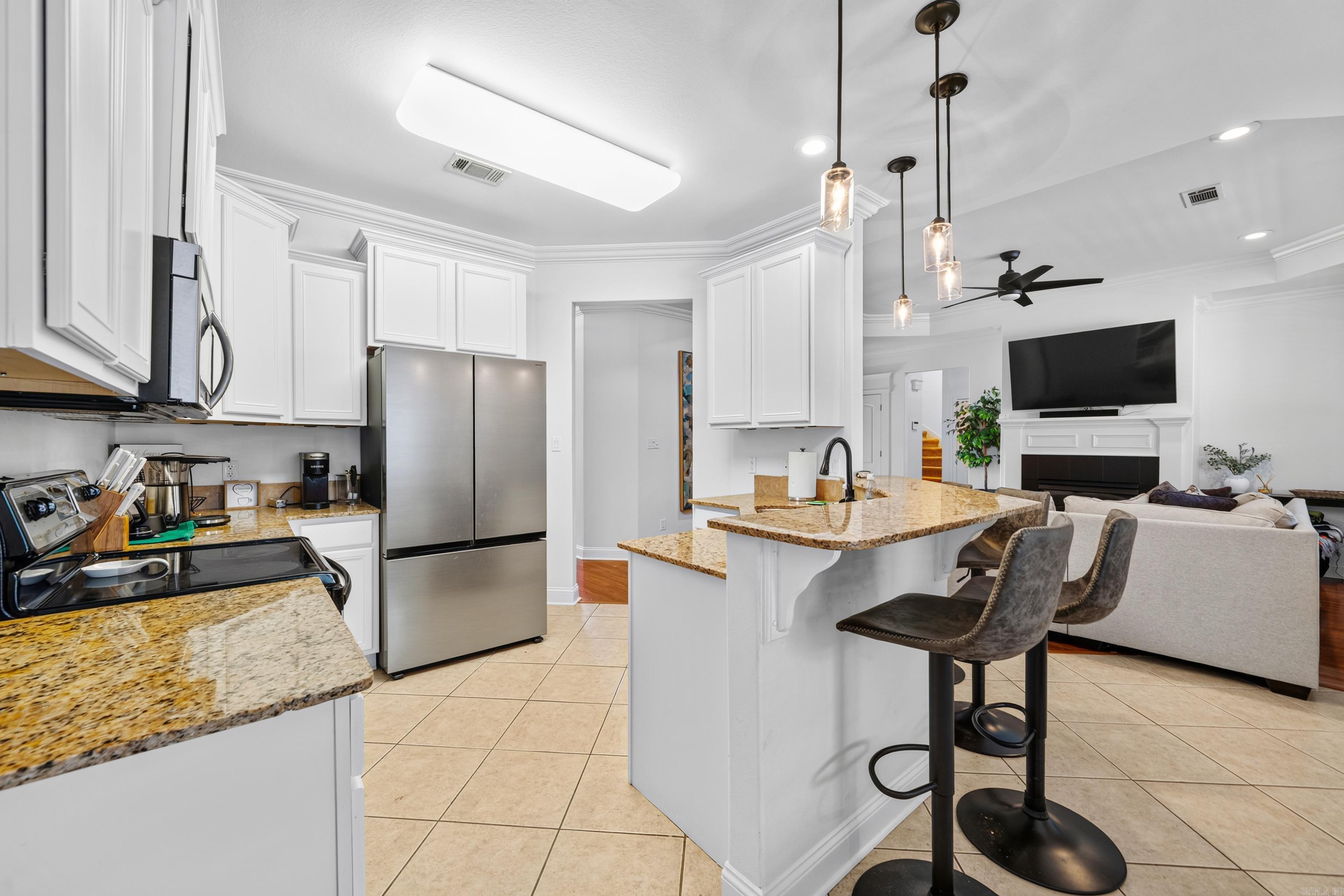 Hickory Hills - Residential