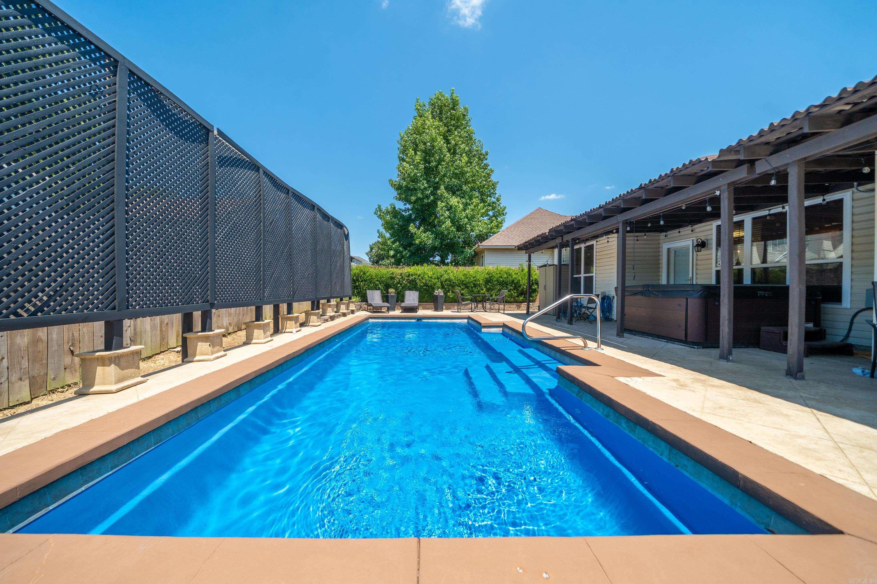 Hickory Hills - Residential