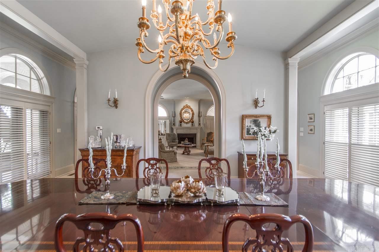 COUNTRY CLUB HGTS - Residential