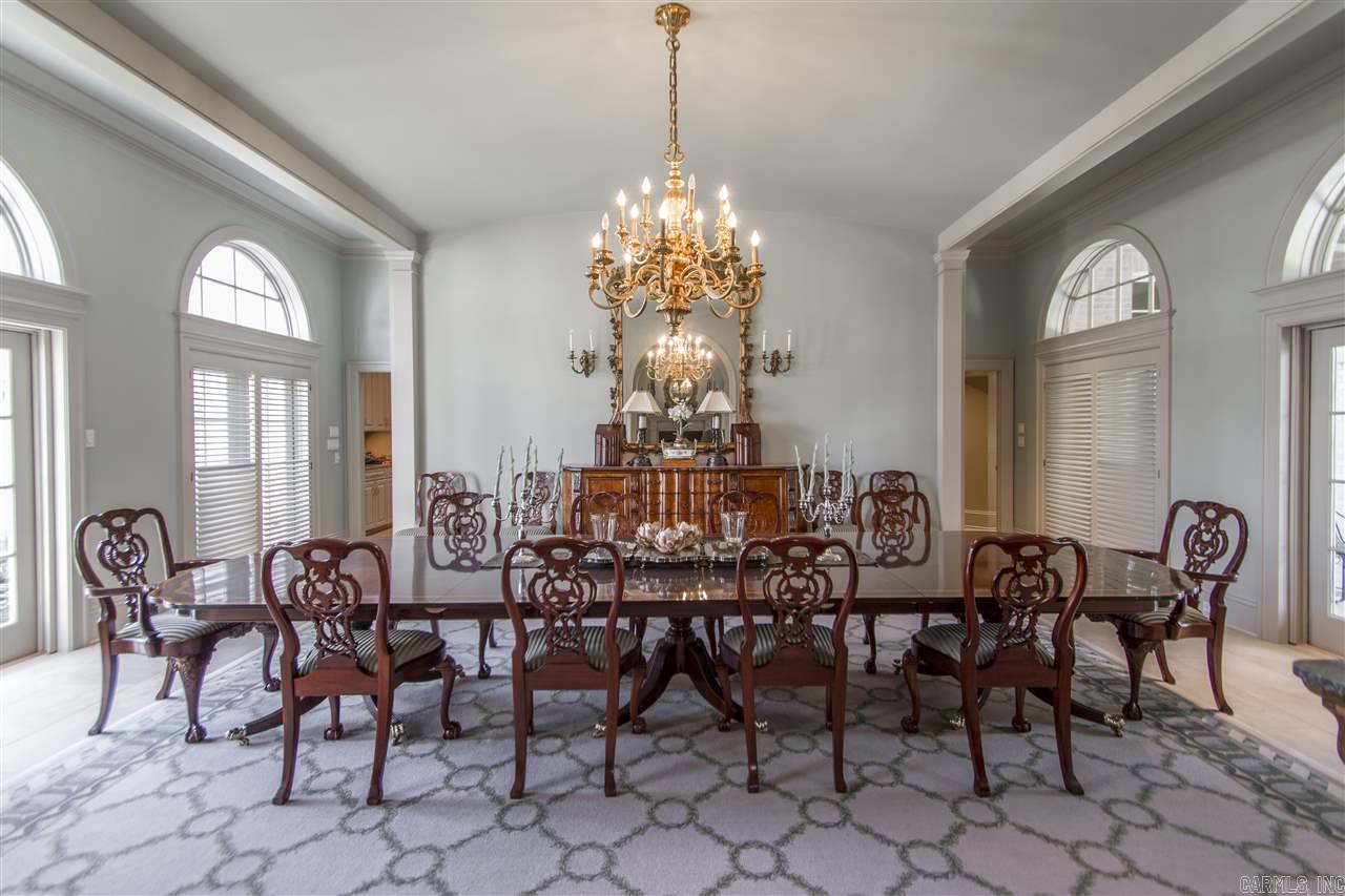 COUNTRY CLUB HGTS - Residential