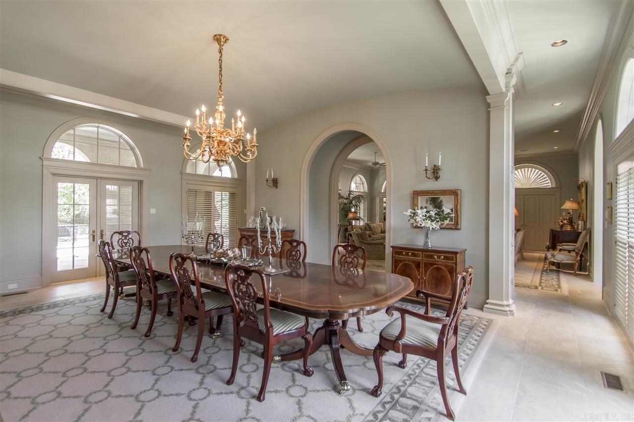 COUNTRY CLUB HGTS - Residential