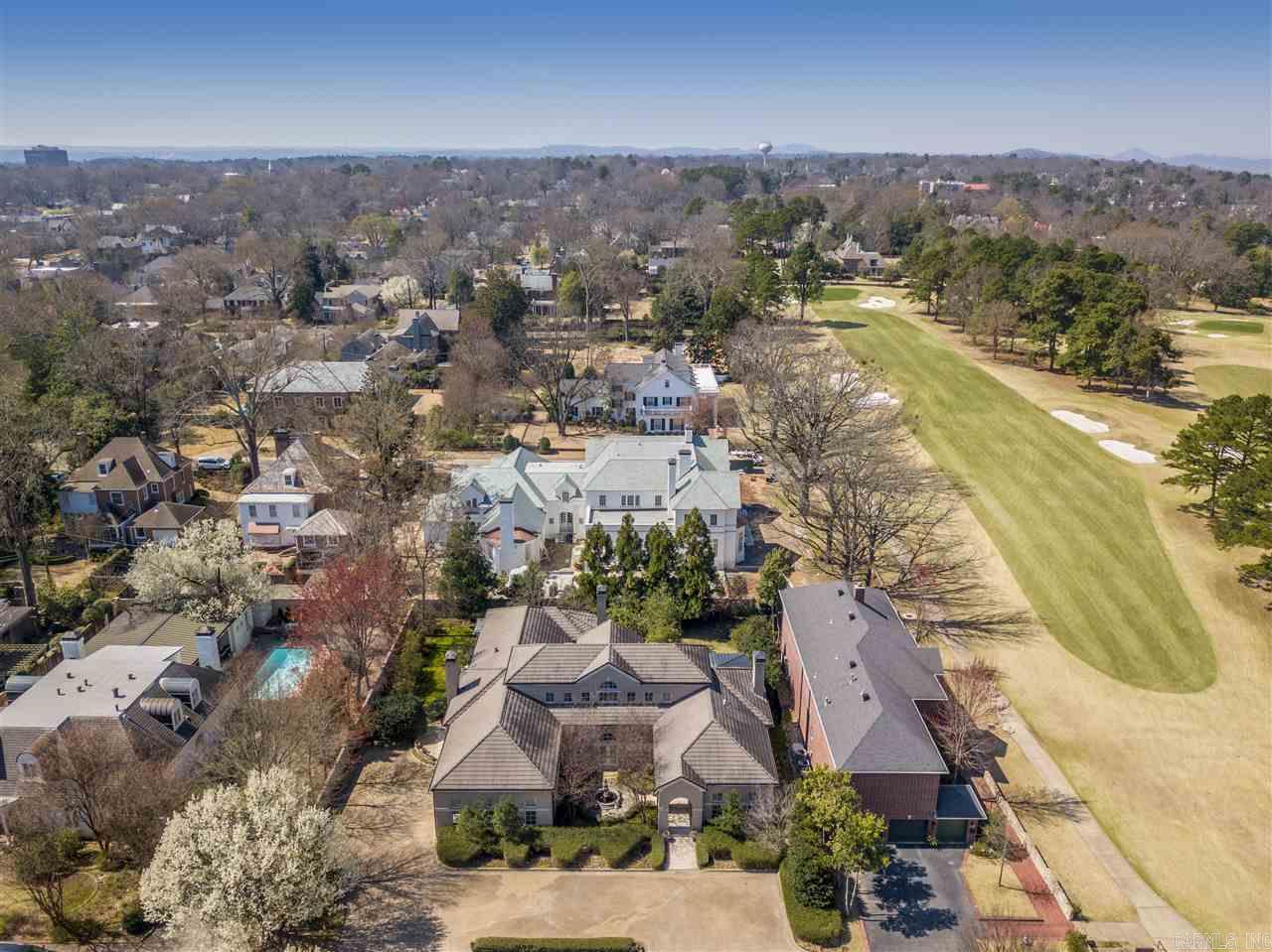 COUNTRY CLUB HGTS - Residential