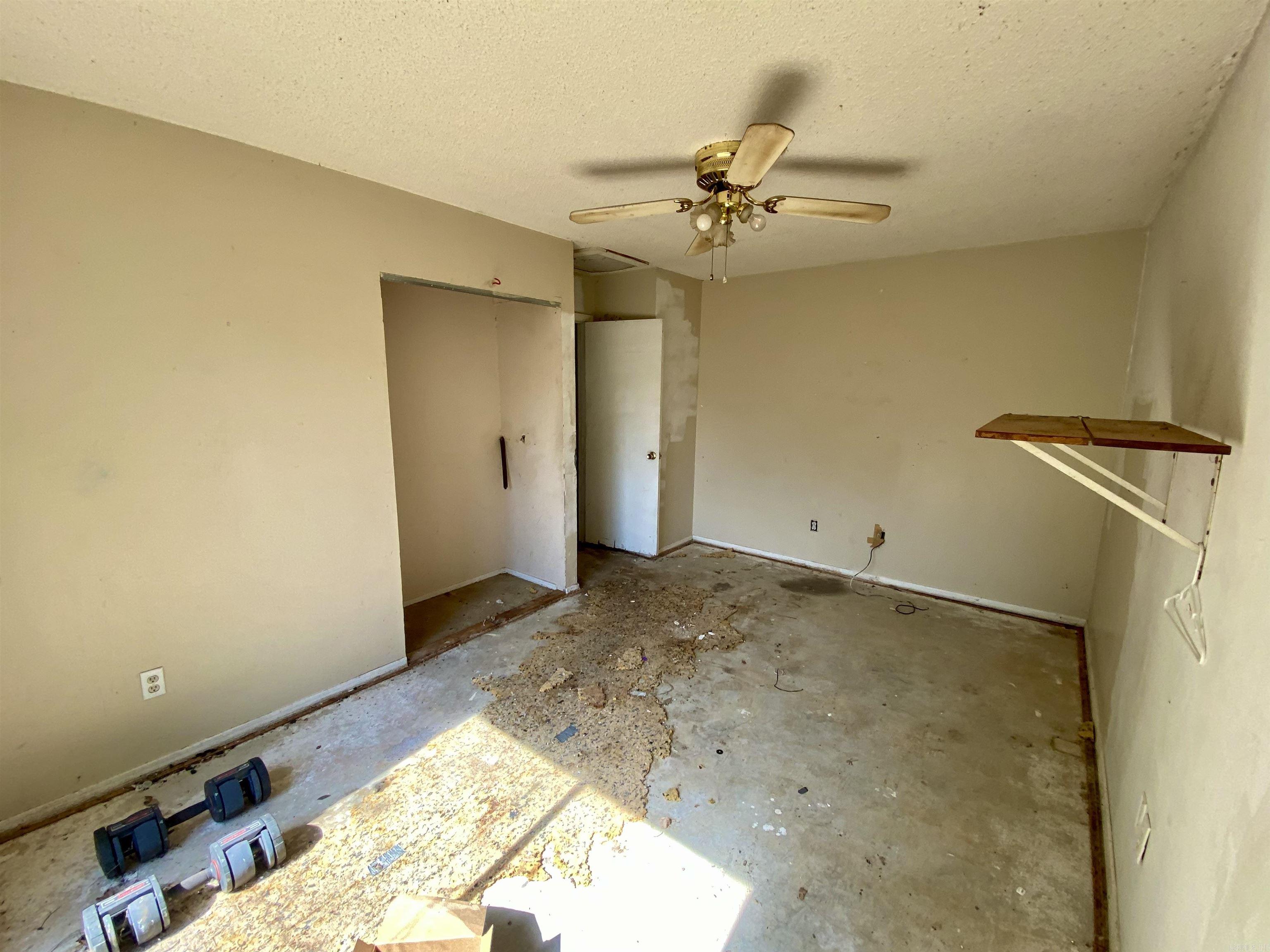 BRIARFIELD - Residential