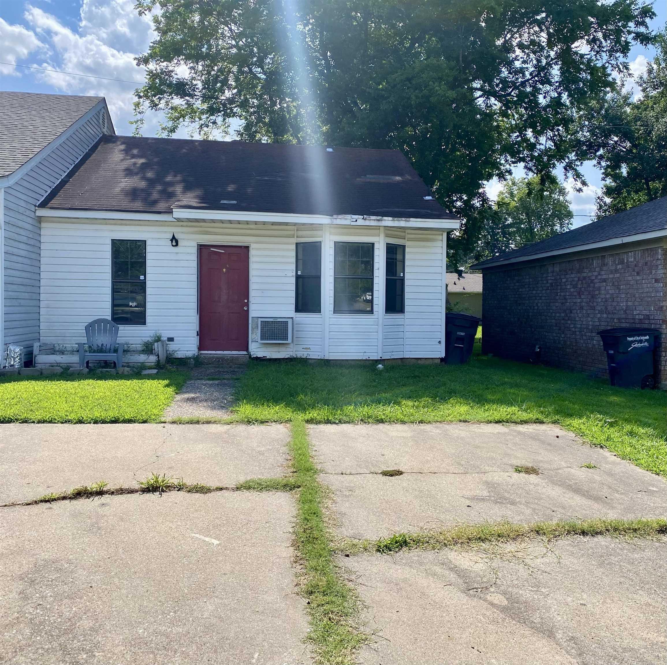 BRIARFIELD - Residential
