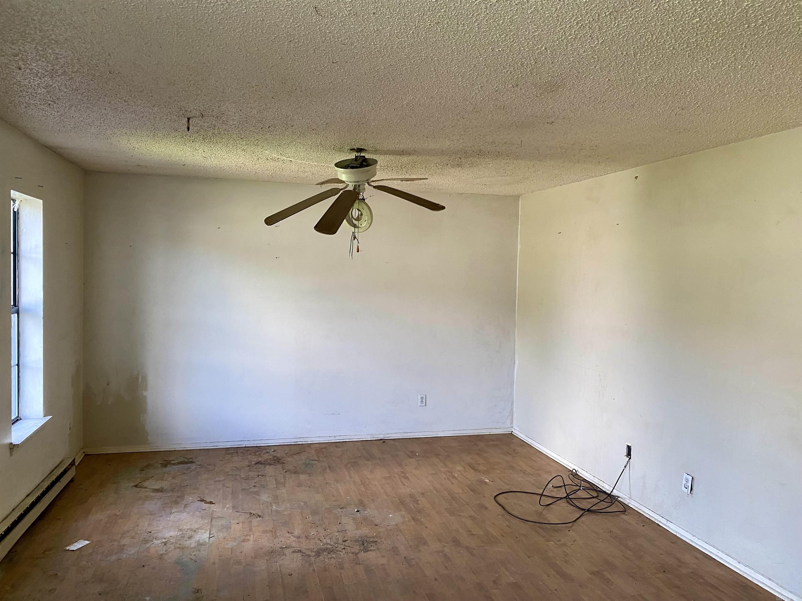 BRIARFIELD - Residential