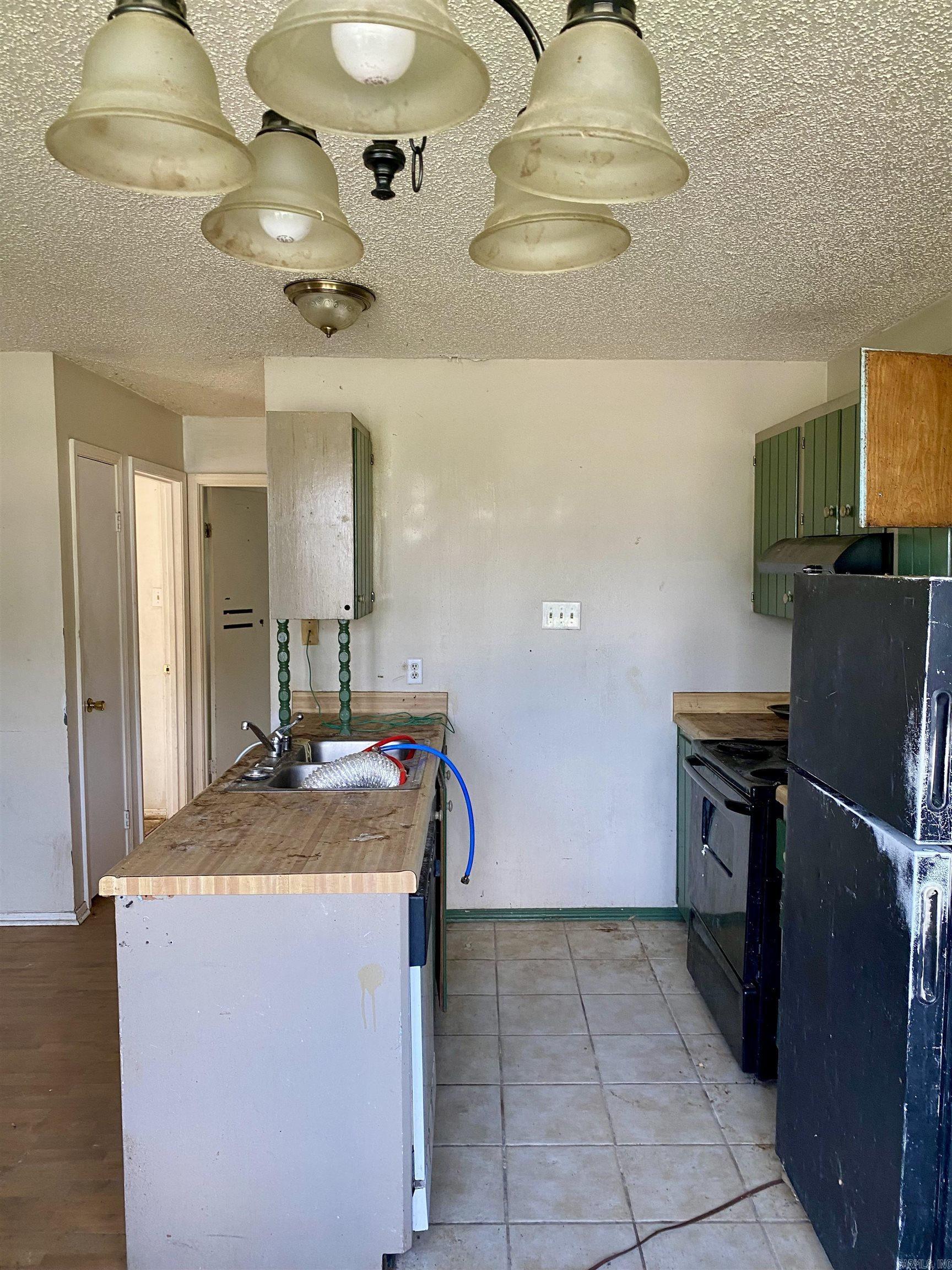 BRIARFIELD - Residential