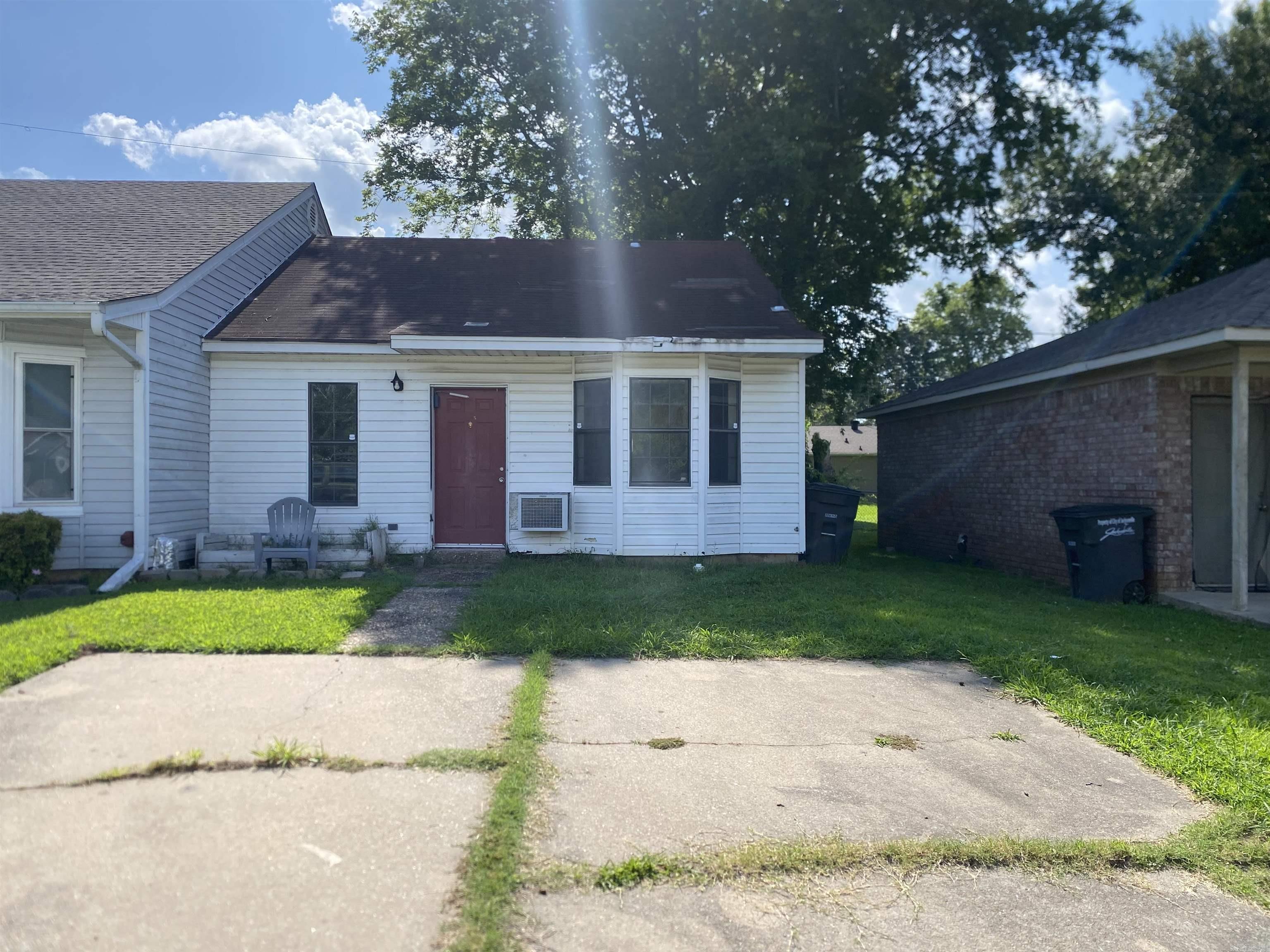 BRIARFIELD - Residential