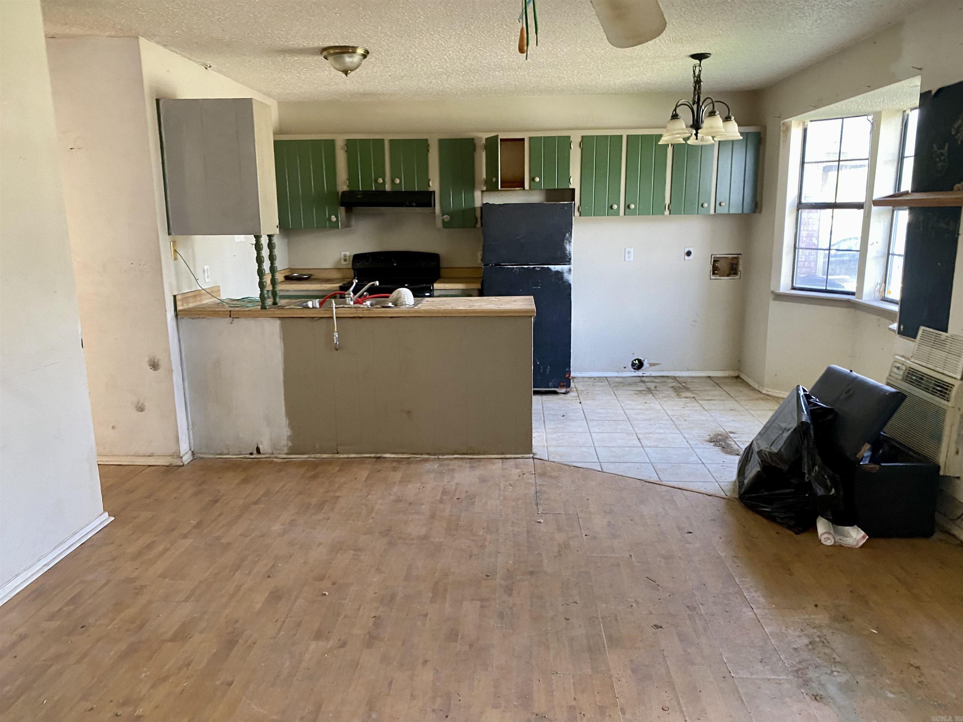 BRIARFIELD - Residential