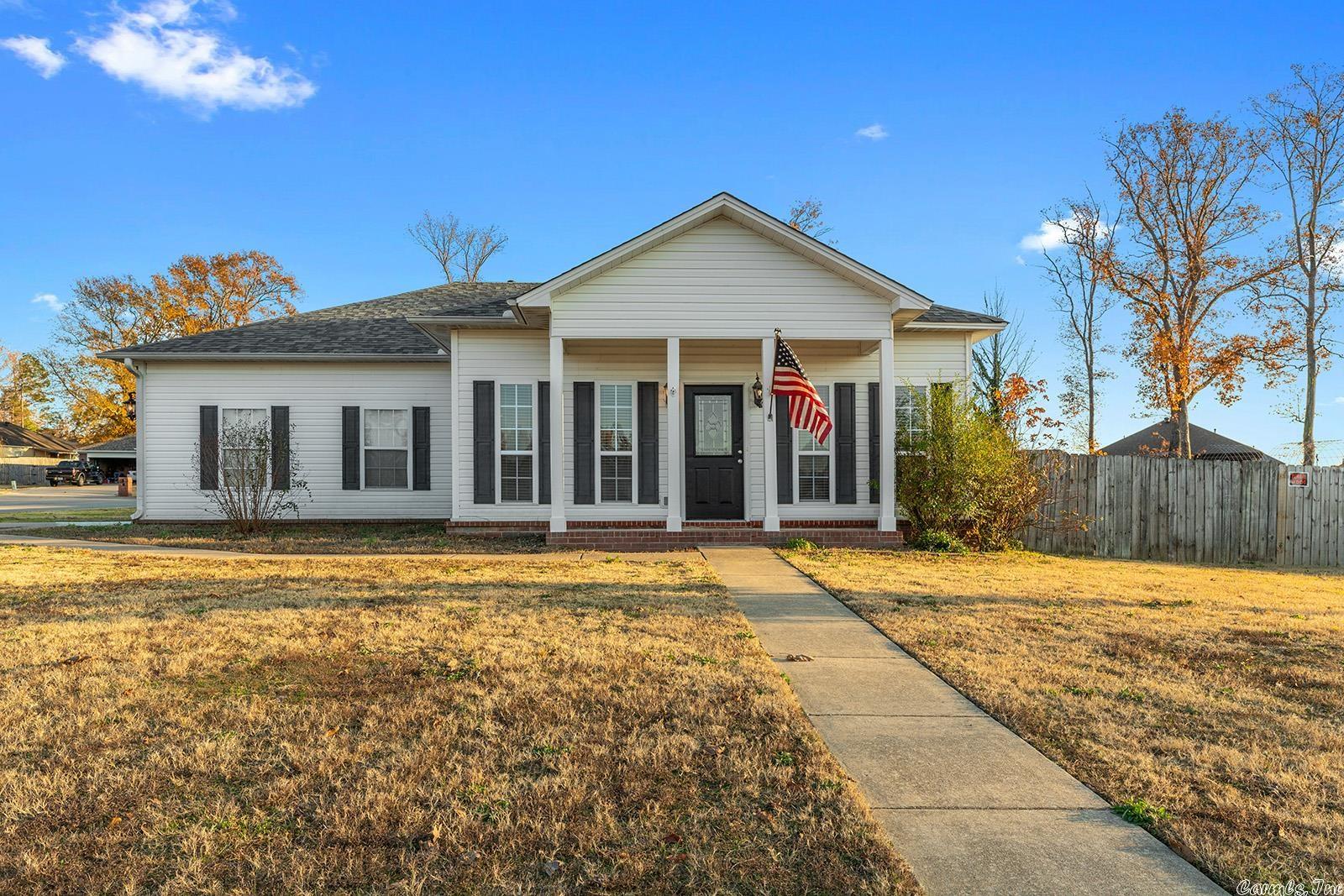 Fresh NEW paint throughout!! Beautiful, single level house located on a huge corner lot leading into a cul-de-sac!! No carpet!! Living room with gas fireplace. Kitchen has a breakfast bar and dining area. Refrigerator will convey. Laundry room located off the kitchen with lots of cabinets and leads into the 2 car garage. Master bedroom has a large walk in closet. Master bath w/stand up shower, jetted tub, & double sinks. Backyard is HUGE, fully fenced and also offers an awesome 24.2' x 30.4' SHOP that has electricity, shelving, & cabinets!! Grow your garden in the existing planters! The one is a MUST SEE!! Schedule a showing NOW!!