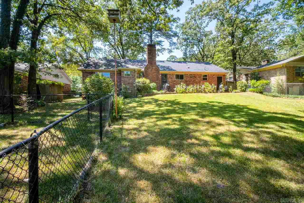 Leawood Manor 1st - Residential