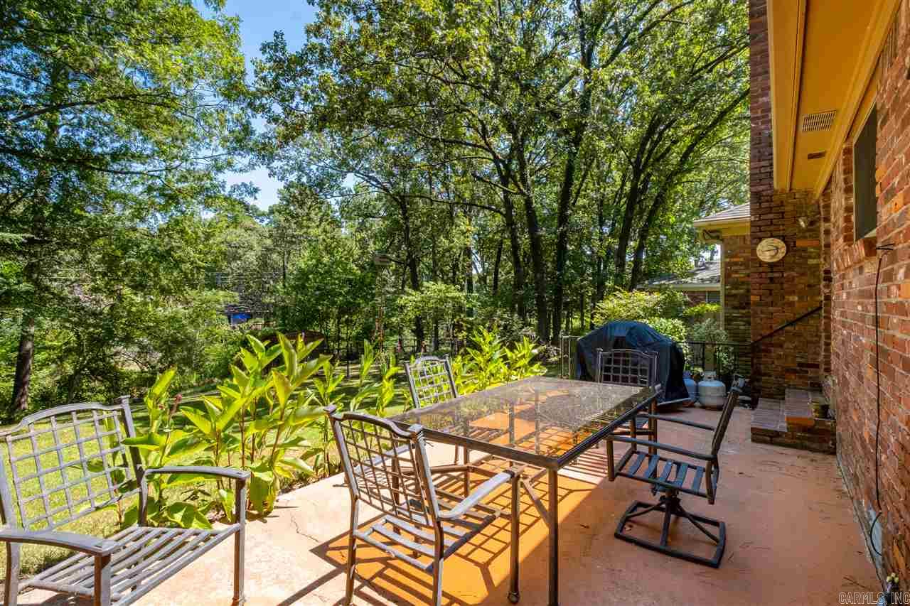 Leawood Manor 1st - Residential
