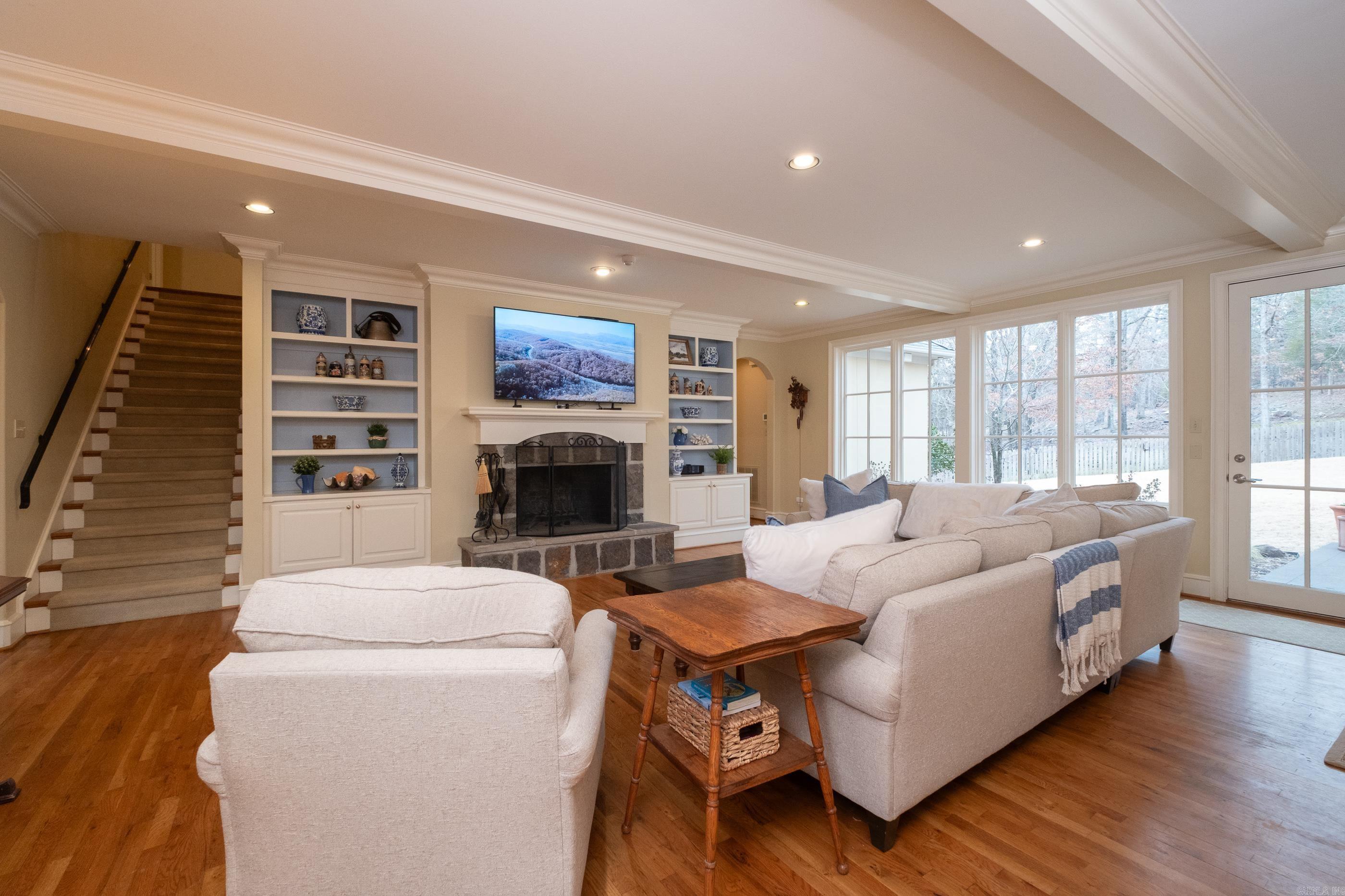 SOMERSETT ESTATES - Residential