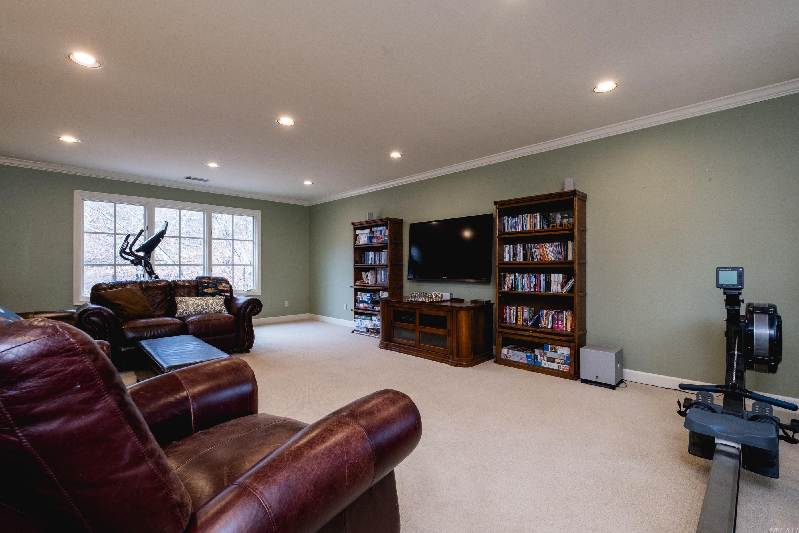 SOMERSETT ESTATES - Residential