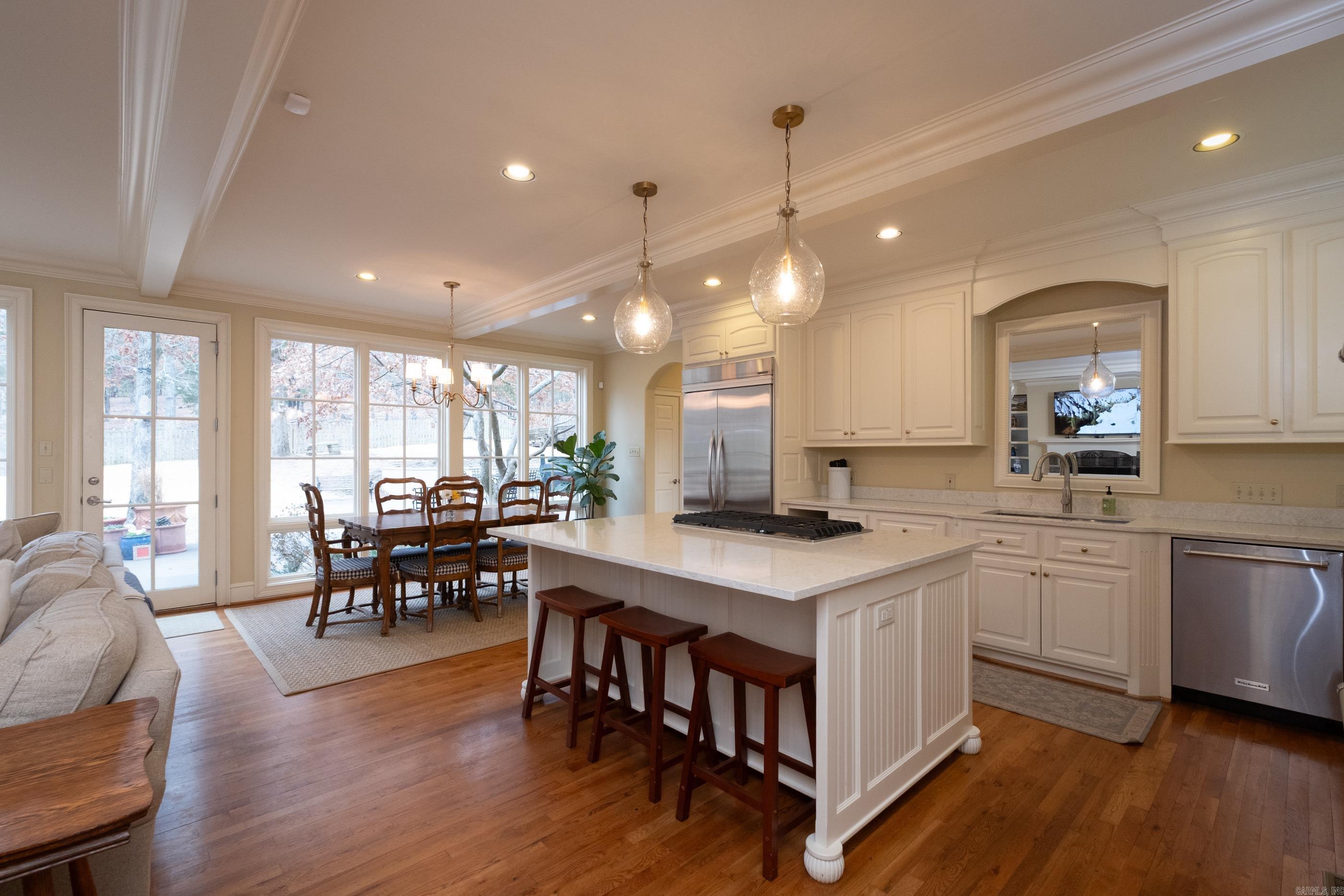 SOMERSETT ESTATES - Residential