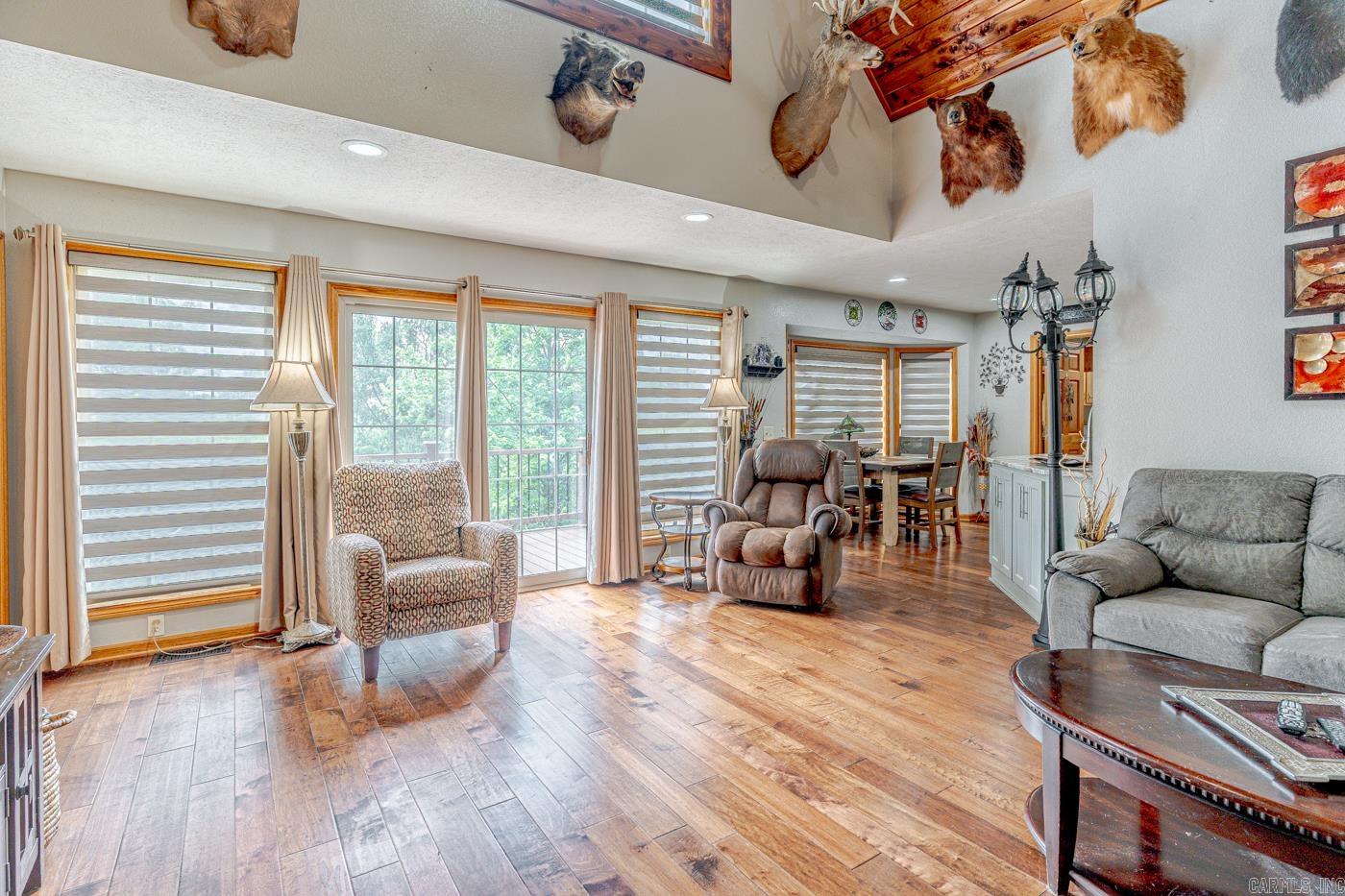 CODY CREEK RANCHETTES - Residential