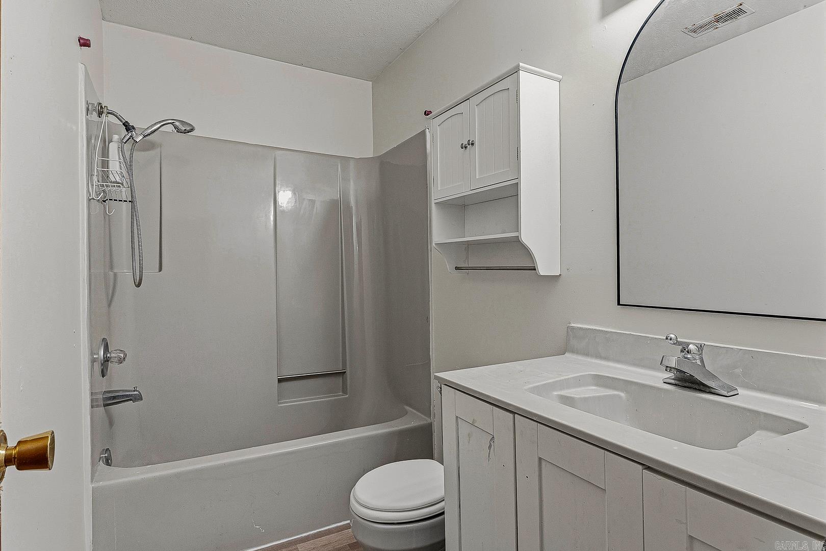 BROOKSIDE - Residential